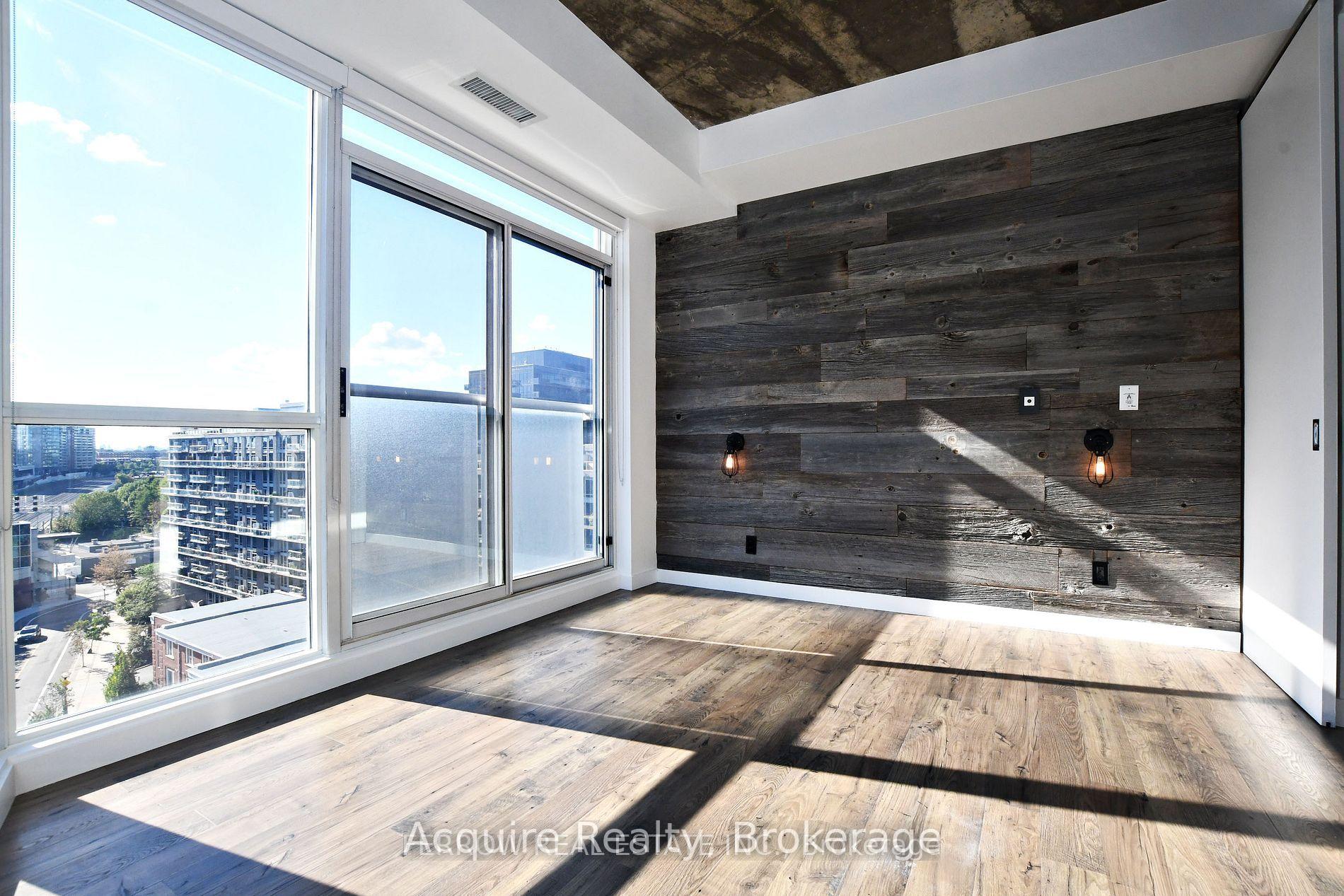 Photo 11 of Unit 1021, 1 Shaw Street, Toronto, Niagara — HOMEH