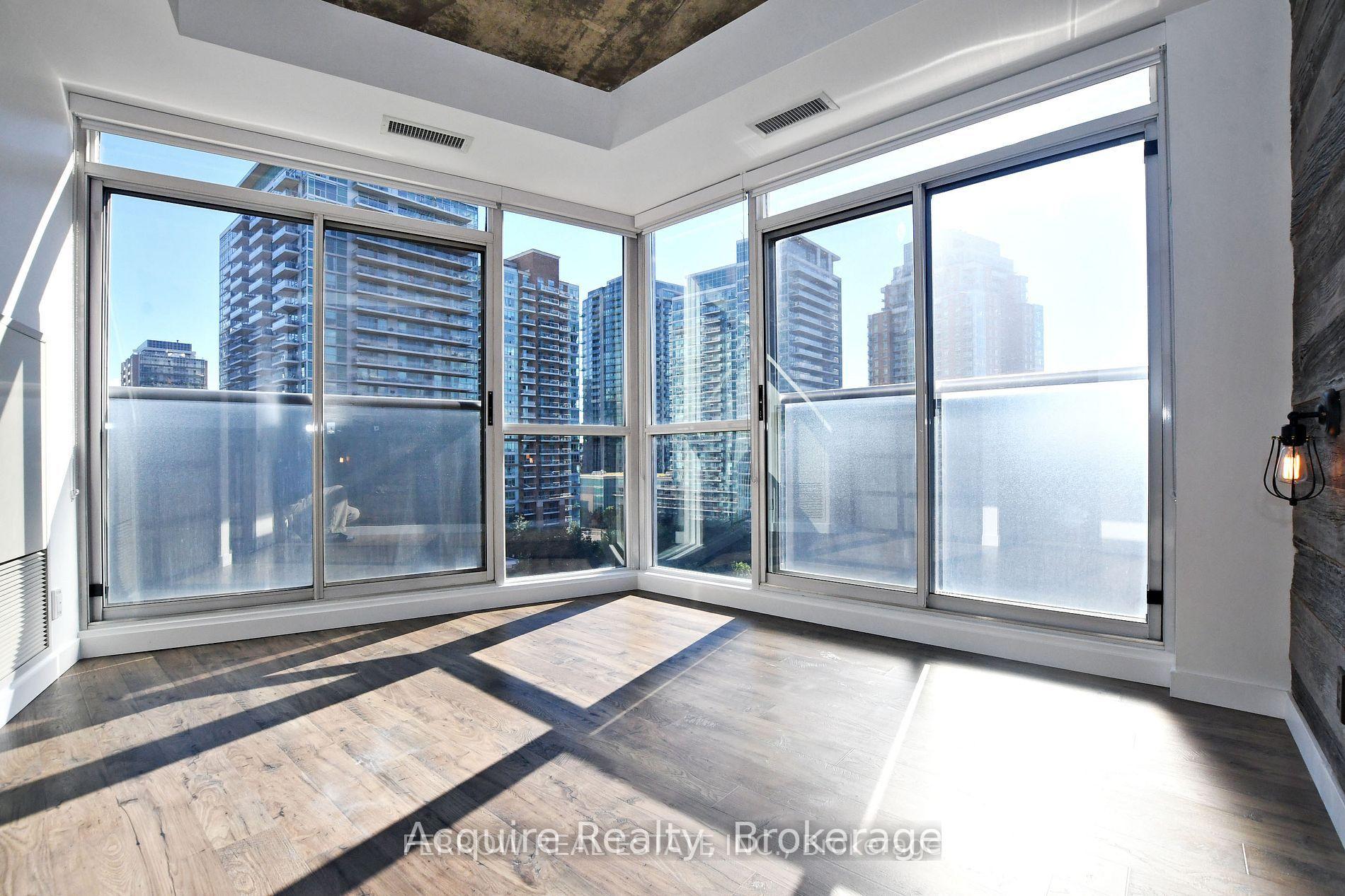 Photo 12 of Unit 1021, 1 Shaw Street, Toronto, Niagara — HOMEH