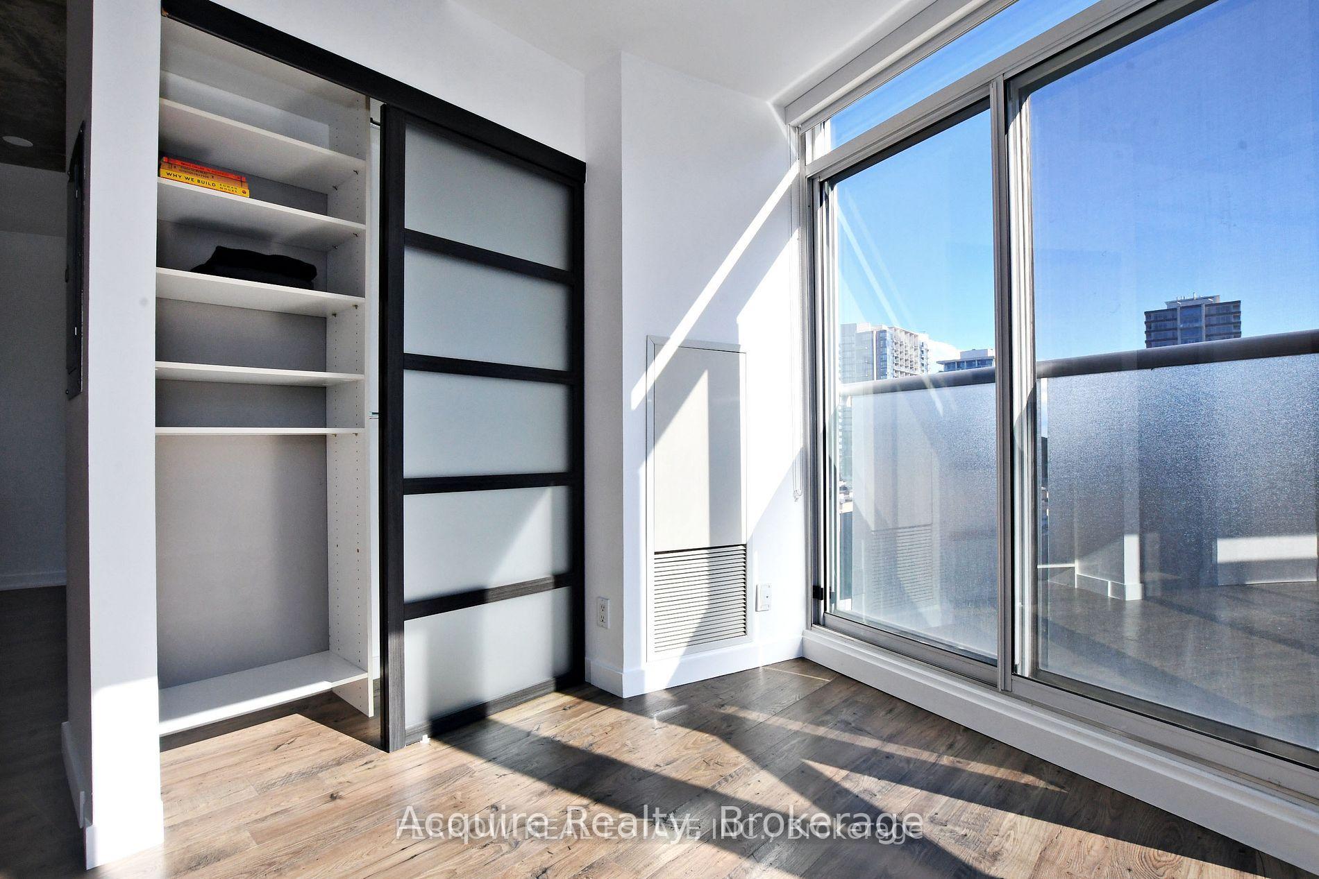 Photo 13 of Unit 1021, 1 Shaw Street, Toronto, Niagara — HOMEH