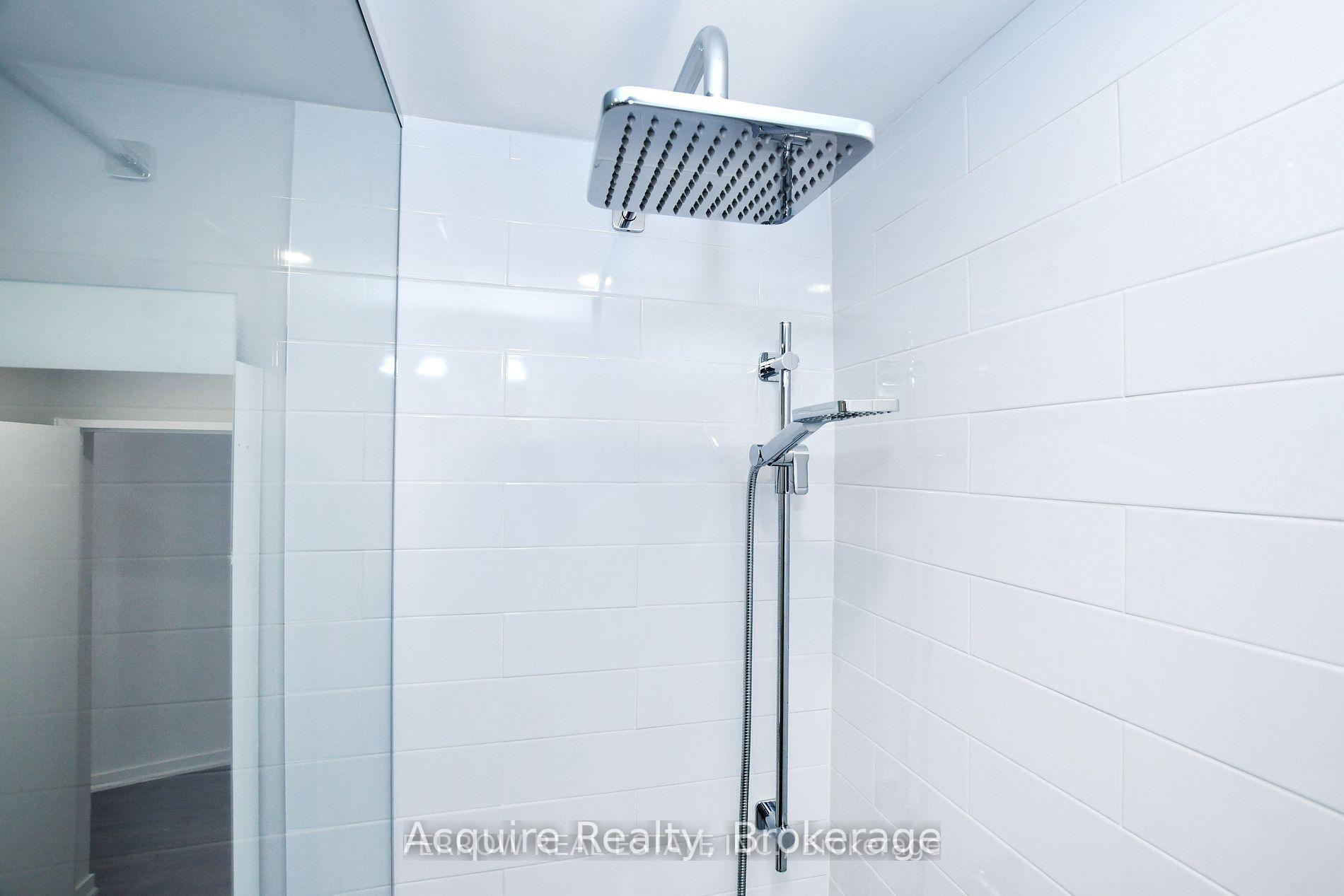 Photo 17 of Unit 1021, 1 Shaw Street, Toronto, Niagara — HOMEH