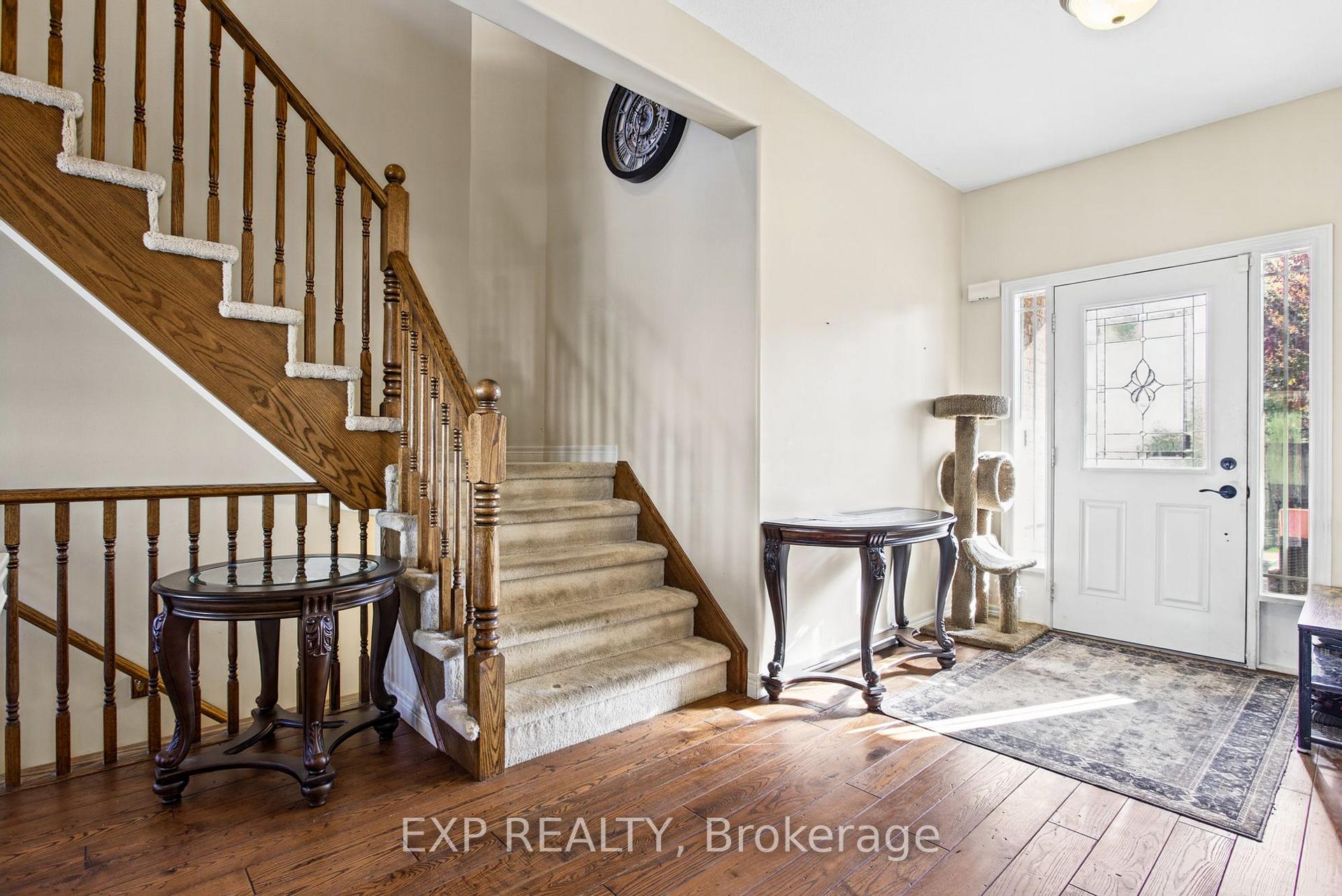 Photo 6 of 200 Valiant Circle, Hamilton, Binbrook — HOMEH