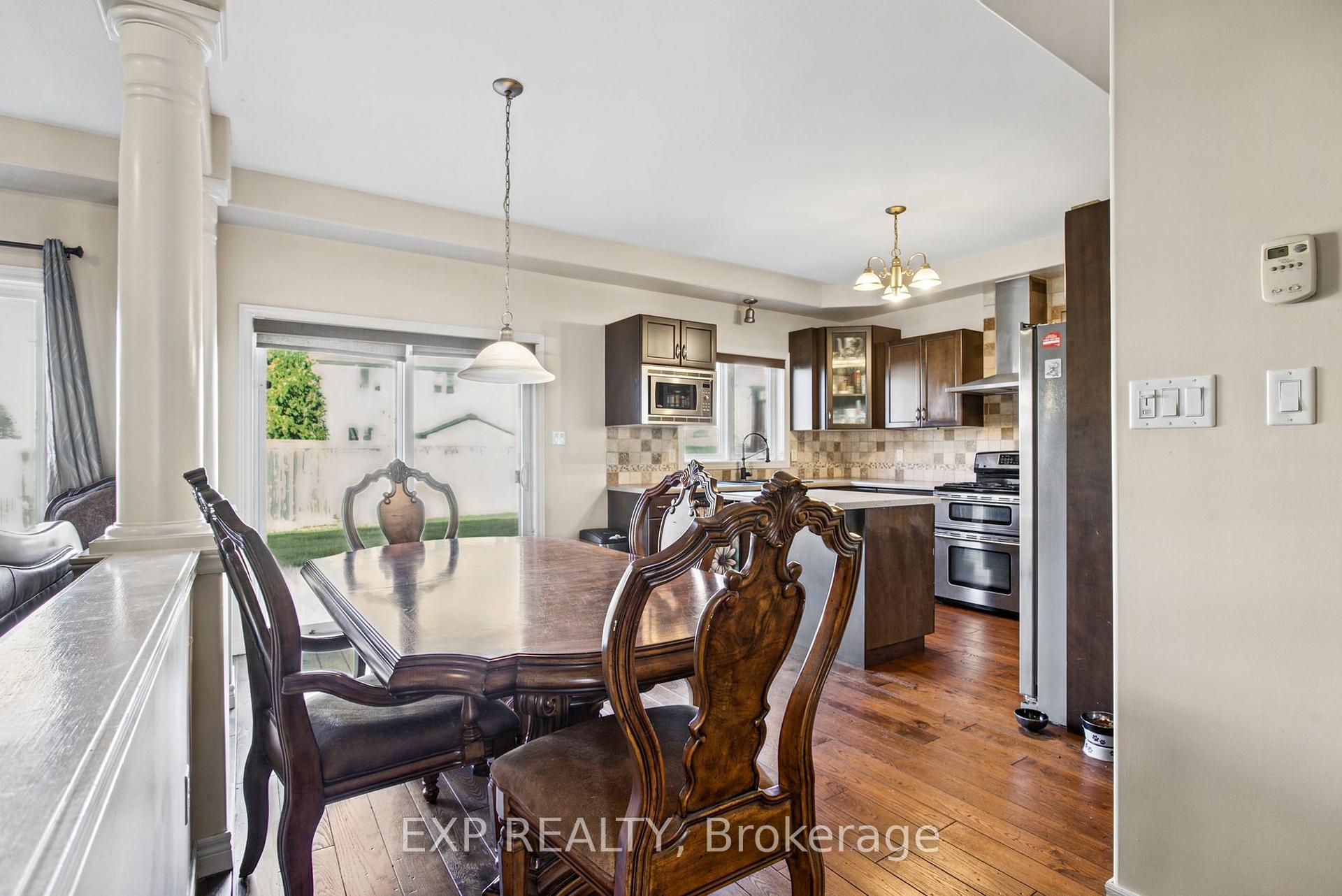 Photo 11 of 200 Valiant Circle, Hamilton, Binbrook — HOMEH