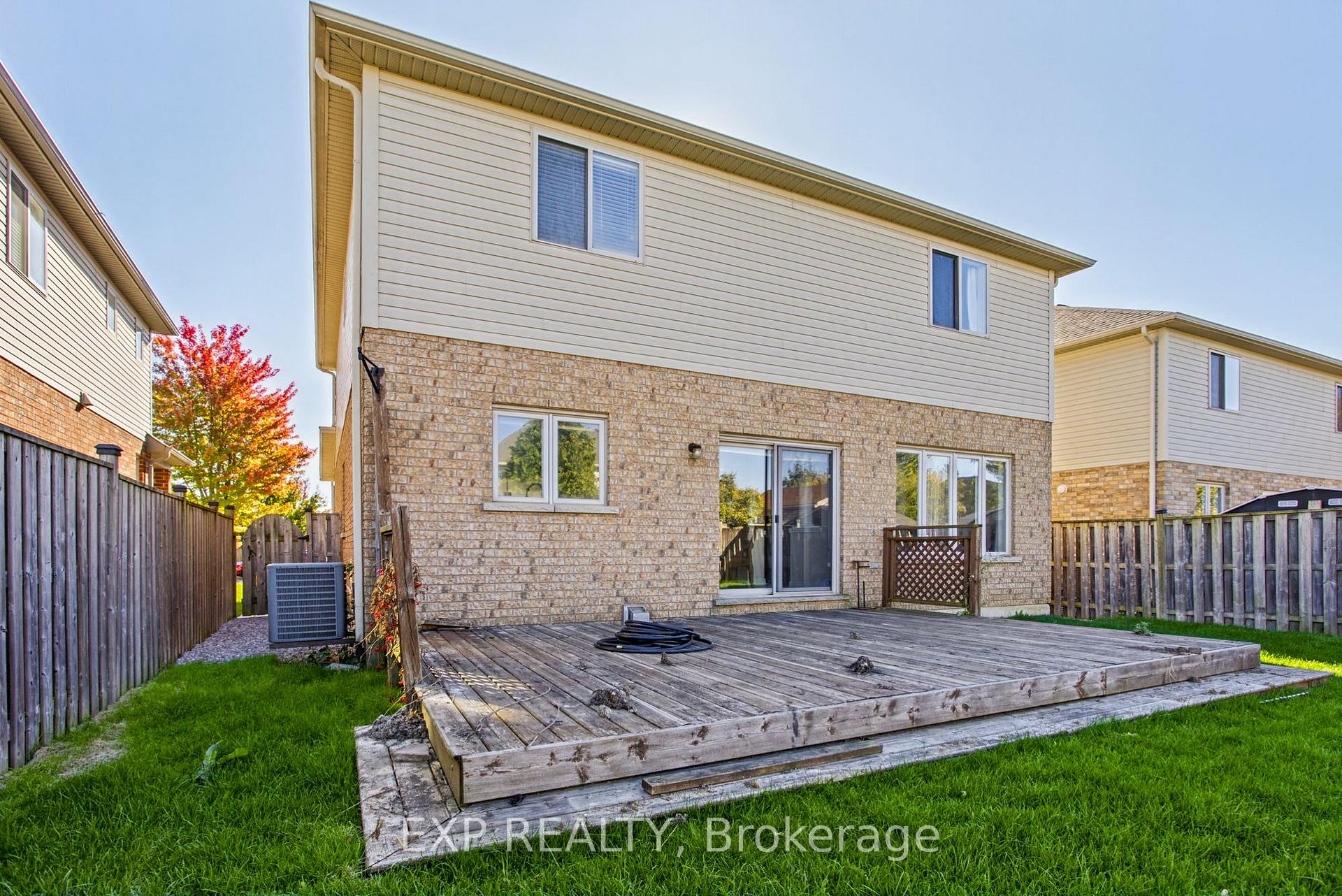 Photo 31 of 200 Valiant Circle, Hamilton, Binbrook — HOMEH