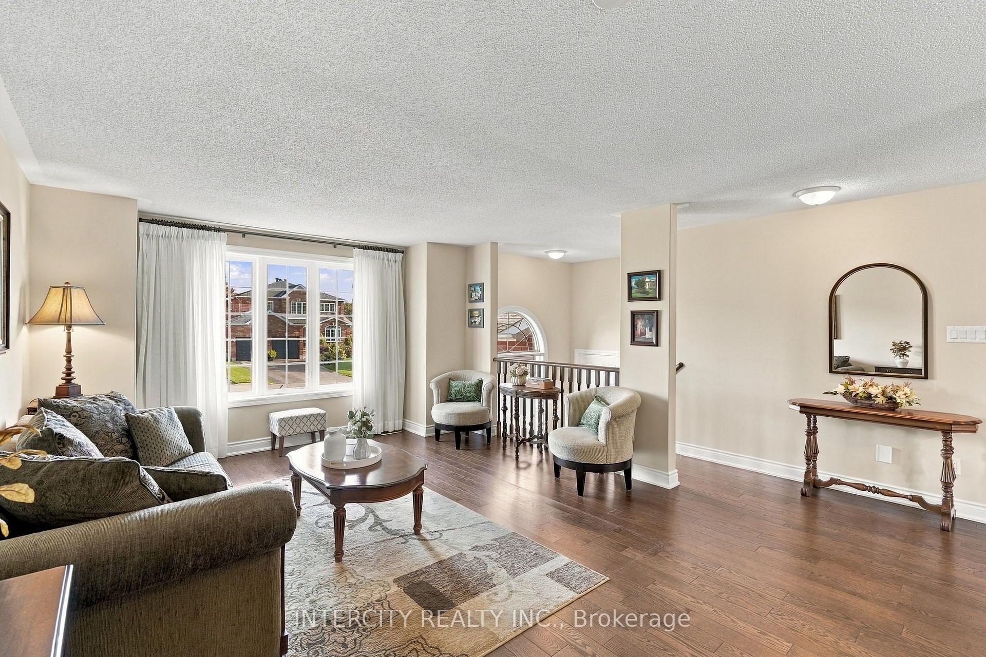 Photo 3 of 491 Shewfelt Crescent, Midland — HOMEH