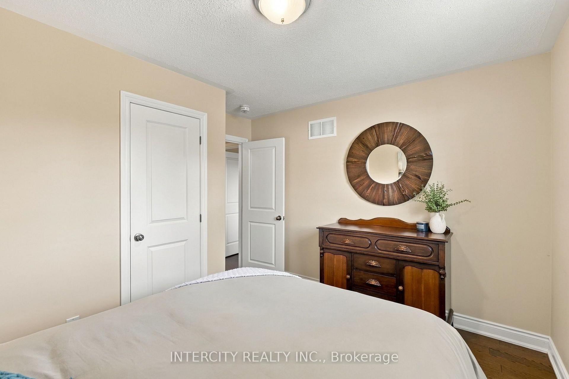 Photo 9 of 491 Shewfelt Crescent, Midland — HOMEH