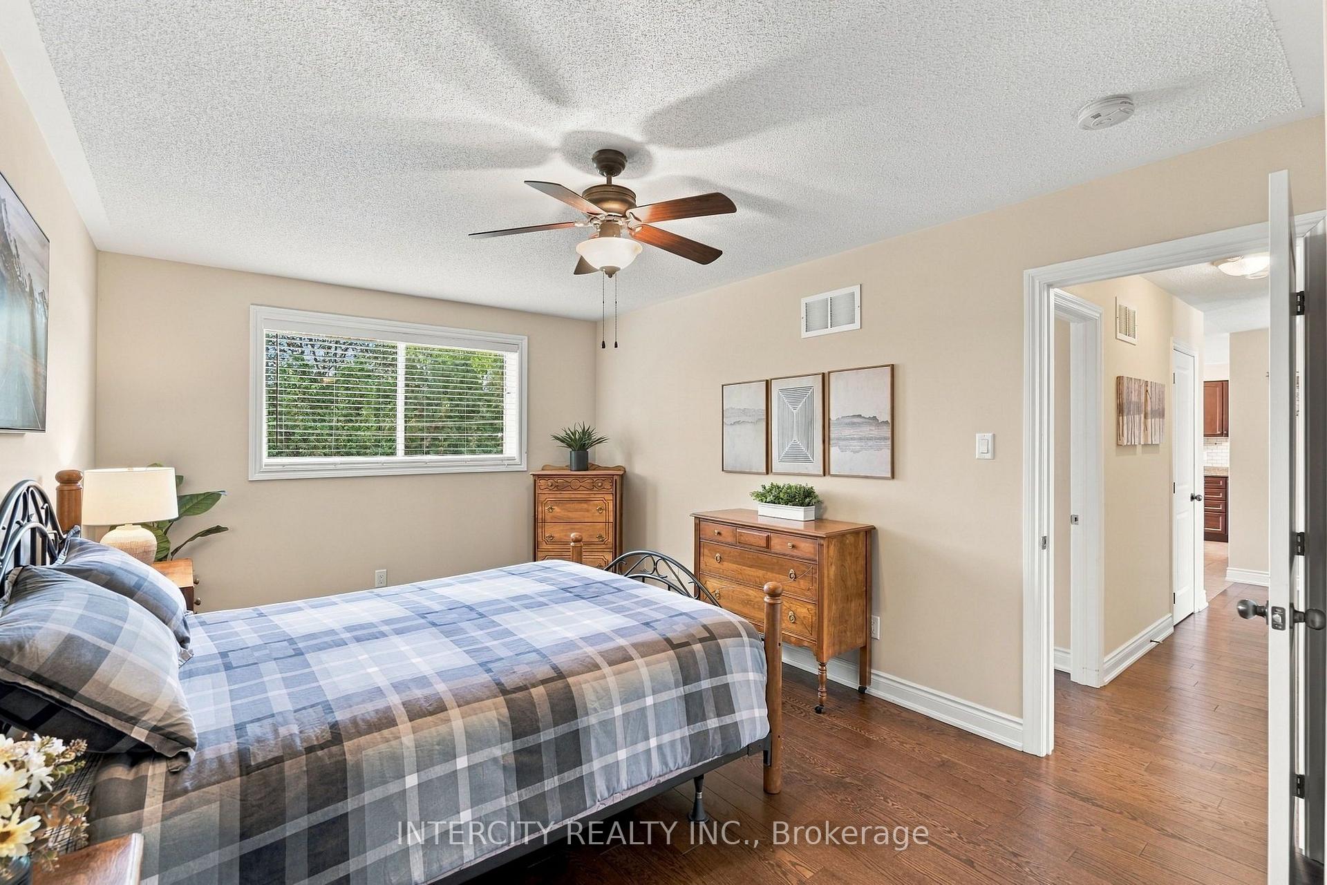 Photo 12 of 491 Shewfelt Crescent, Midland — HOMEH