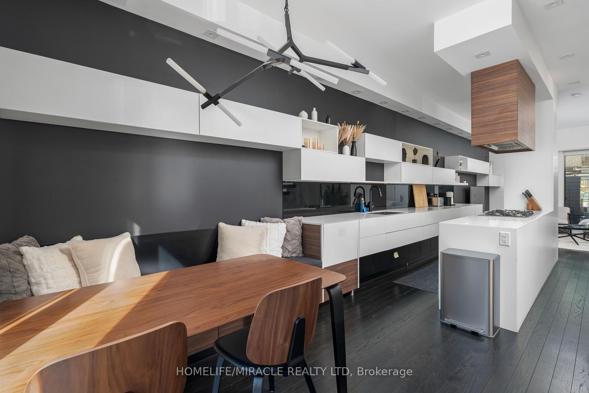 Photo 7 of 249 Claremont Street, Toronto, Trinity-Bellwoods — HOMEH