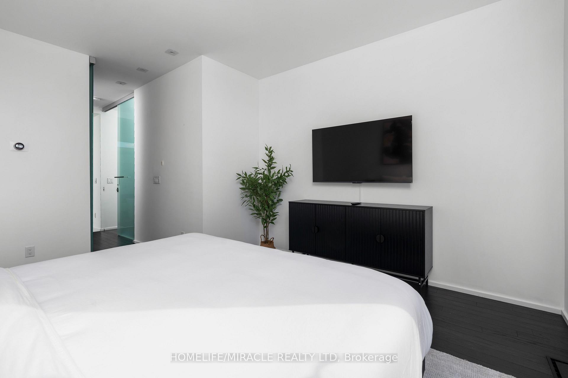 Photo 39 of 249 Claremont Street, Toronto, Trinity-Bellwoods — HOMEH