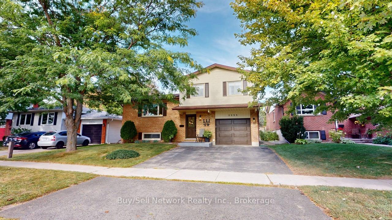 Photo 2 of 2255 Denure Drive, Peterborough, Monaghan Ward 2 — HOMEH