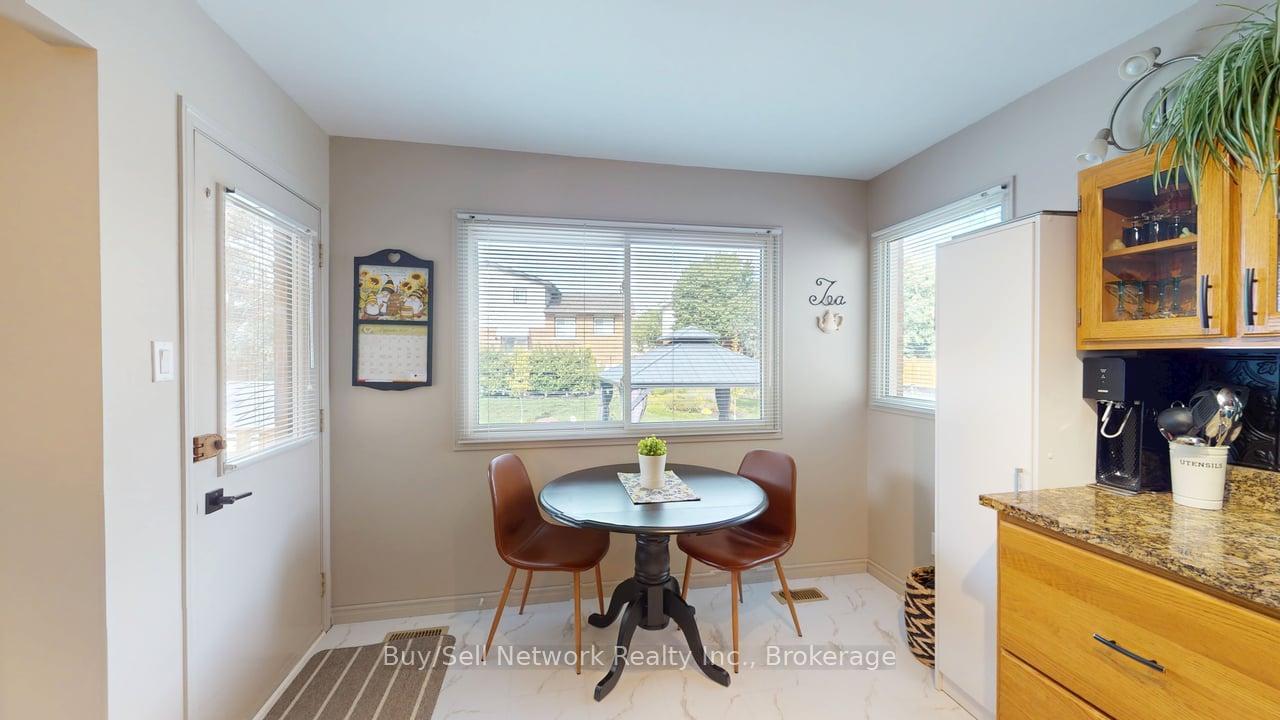 Photo 9 of 2255 Denure Drive, Peterborough, Monaghan Ward 2 — HOMEH