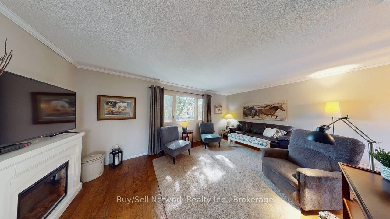 Photo 12 of 2255 Denure Drive, Peterborough, Monaghan Ward 2 — HOMEH