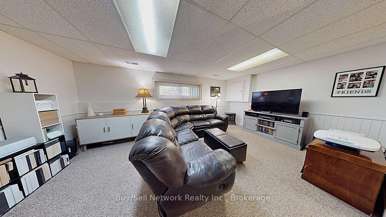 Photo 30 of 2255 Denure Drive, Peterborough, Monaghan Ward 2 — HOMEH