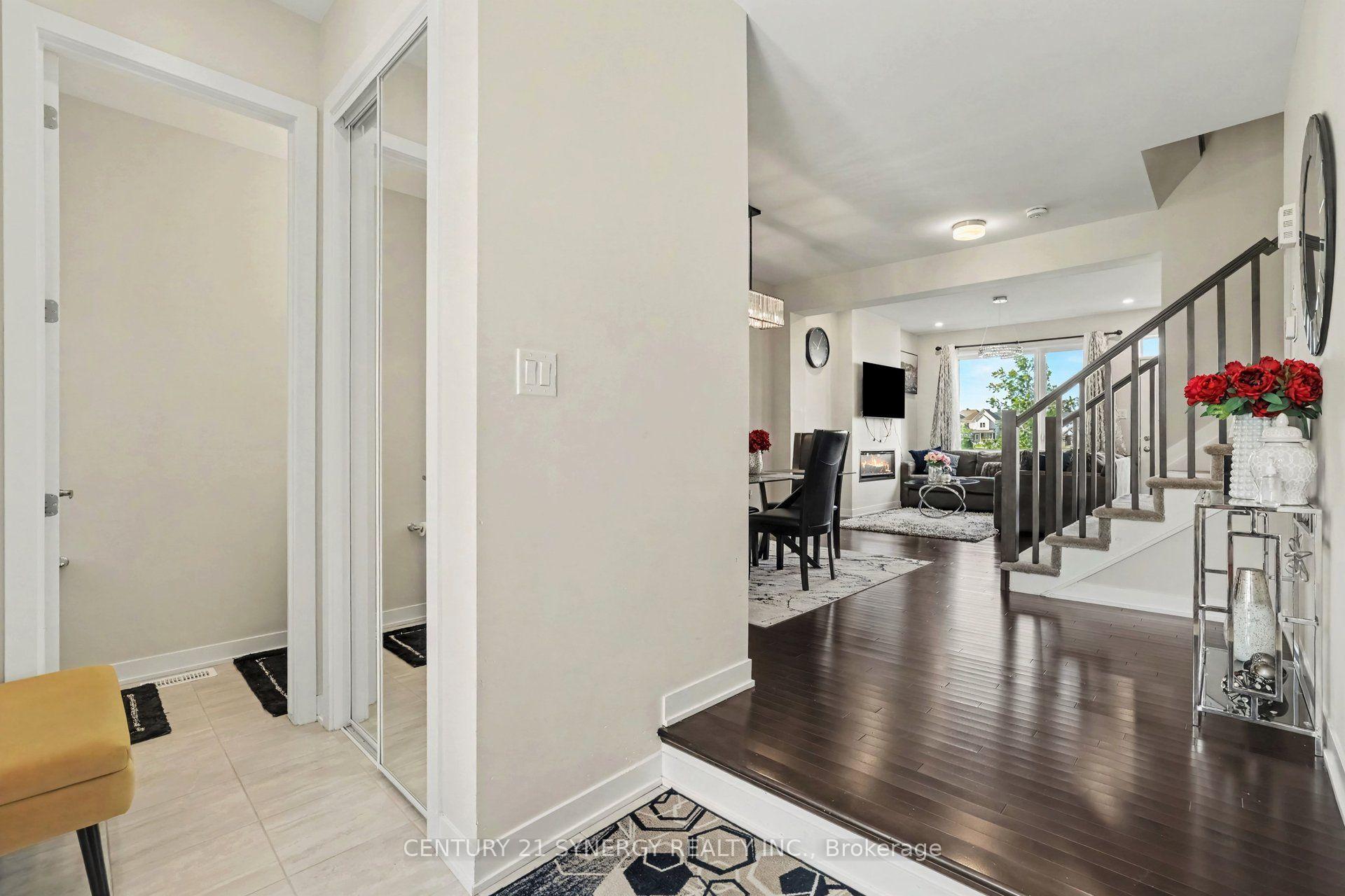 Photo 2 of 320 Canadensis Lane, Ottawa, Barrhaven - Half Moon Bay — HOMEH