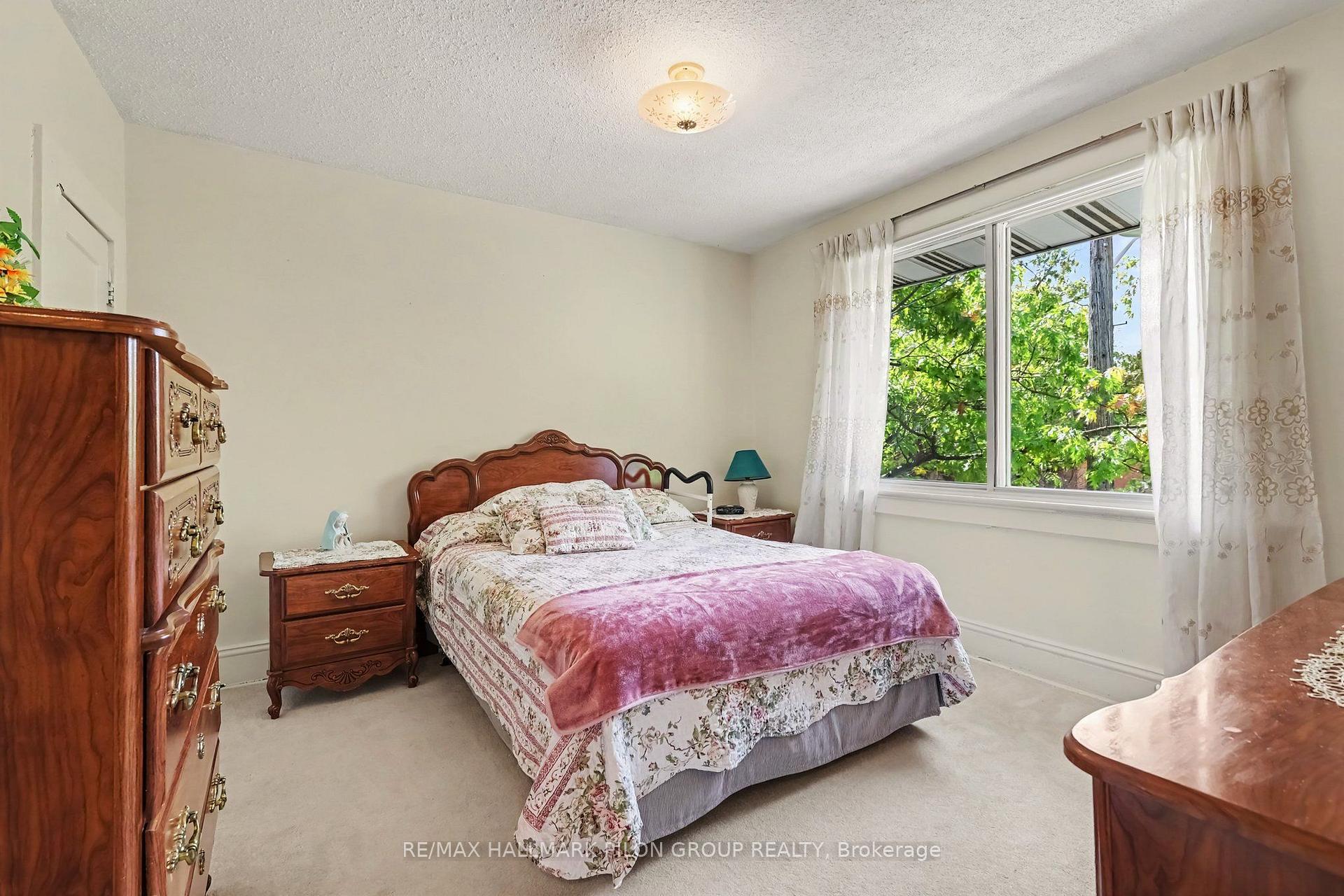 Photo 12 of 99 Huron Avenue N, Ottawa, Ottawa West — HOMEH