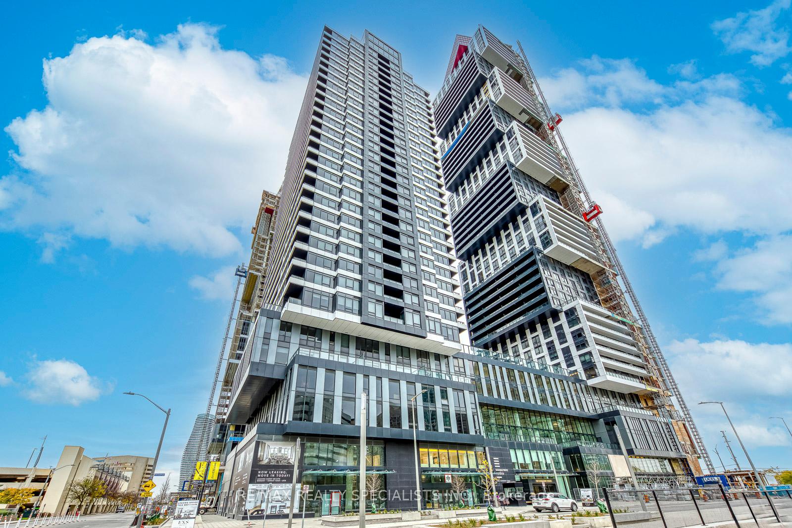 Photo of Unit 4102, 4015 The Exchange