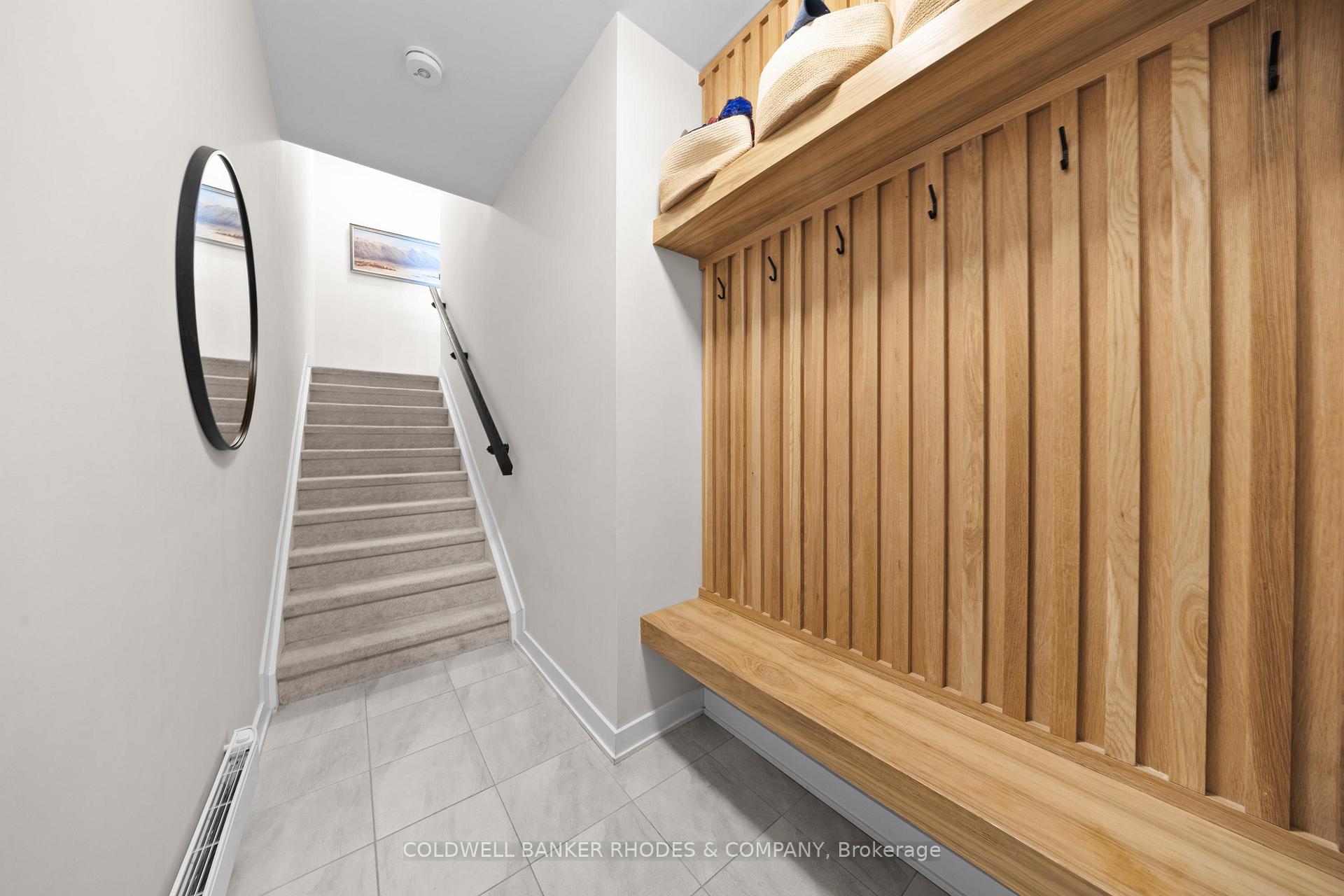 Photo 3 of 704 Mishi Private, Ottawa, CFB Rockcliffe and Area — HOMEH