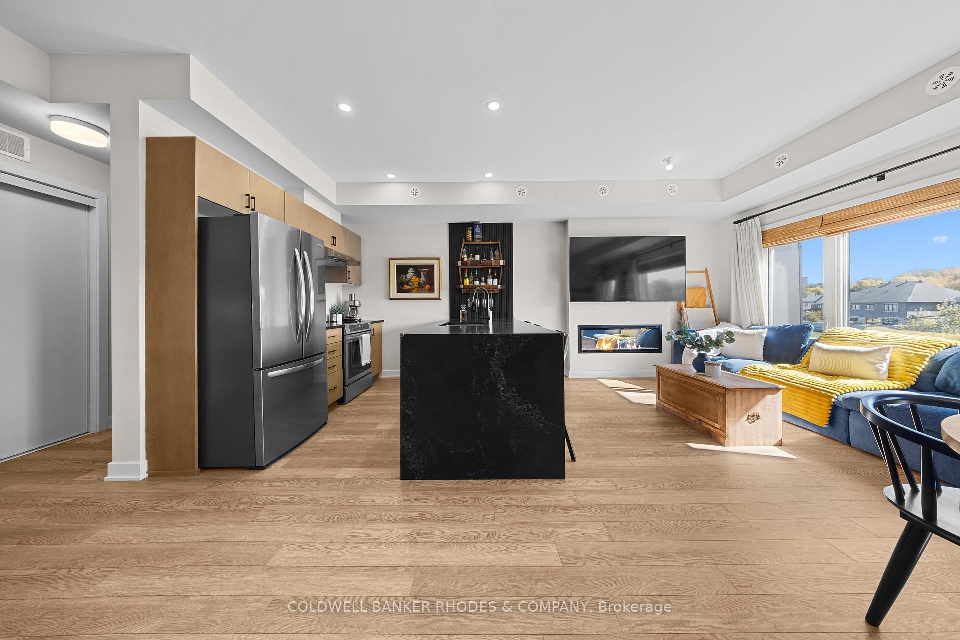 Photo 7 of 704 Mishi Private, Ottawa, CFB Rockcliffe and Area — HOMEH