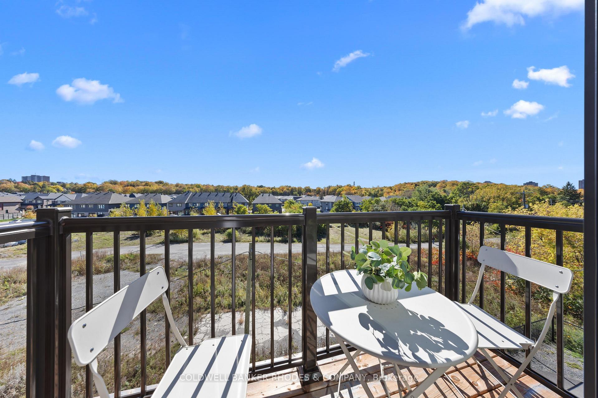 Photo 20 of 704 Mishi Private, Ottawa, CFB Rockcliffe and Area — HOMEH
