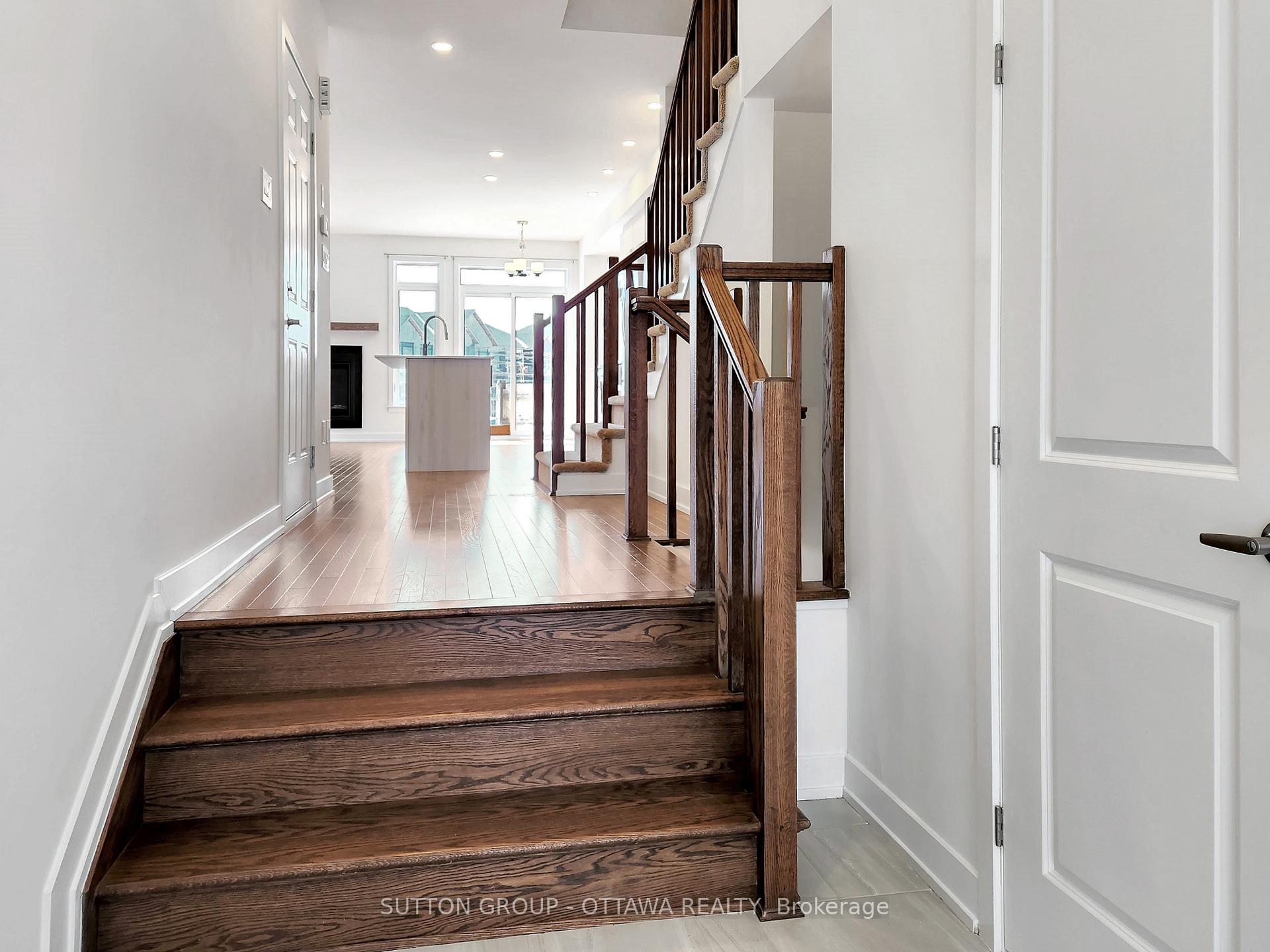 Photo 6 of 274 Darjeeling Avenue, Ottawa, Barrhaven - Heritage Park — HOMEH