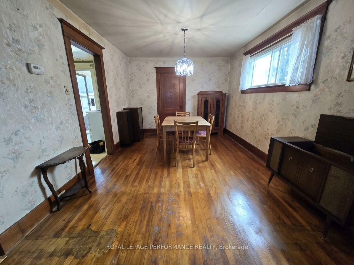 Photo 15 of 436 Fourth Street E, Cornwall, Cornwall — HOMEH