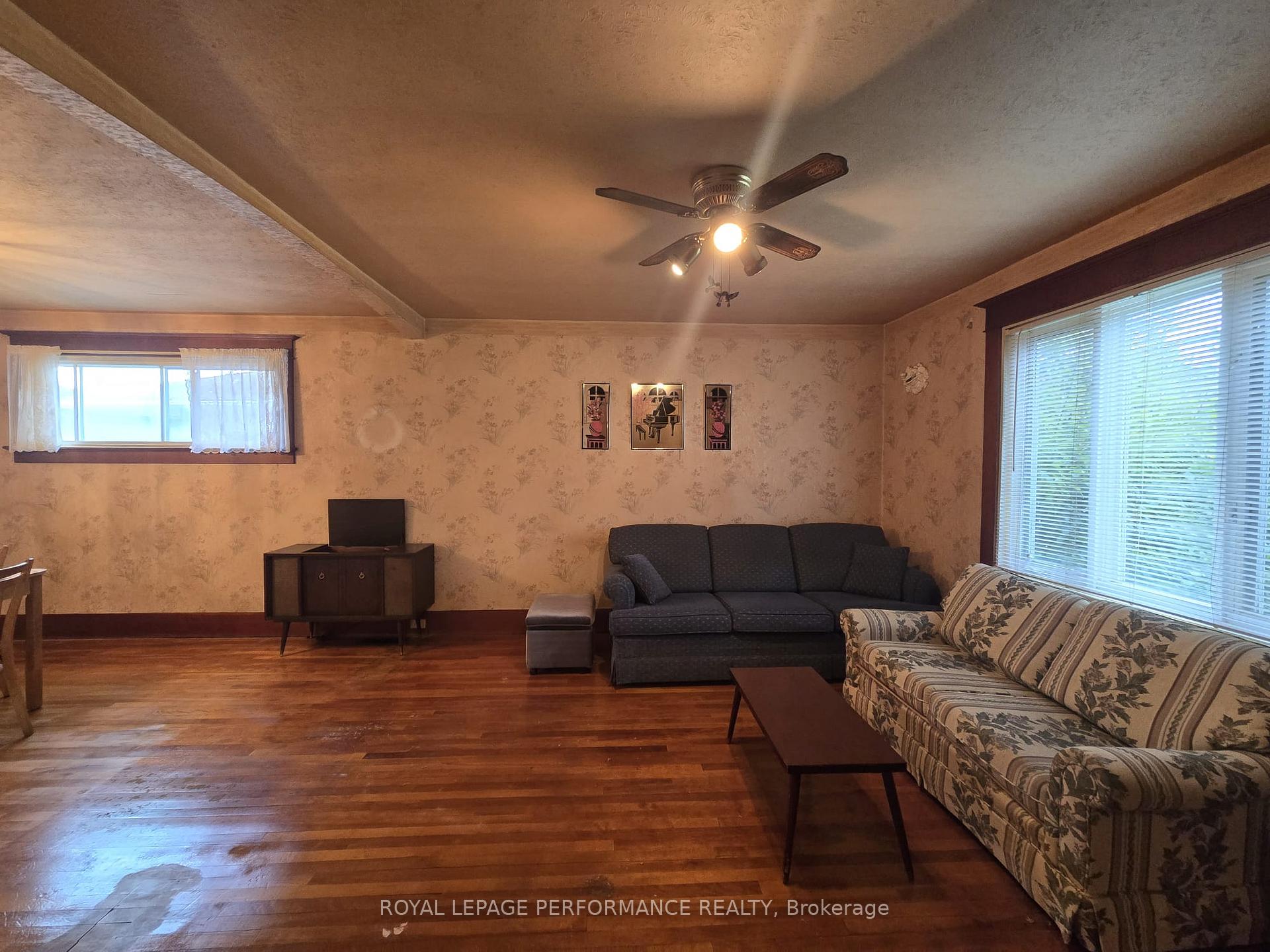 Photo 21 of 436 Fourth Street E, Cornwall, Cornwall — HOMEH