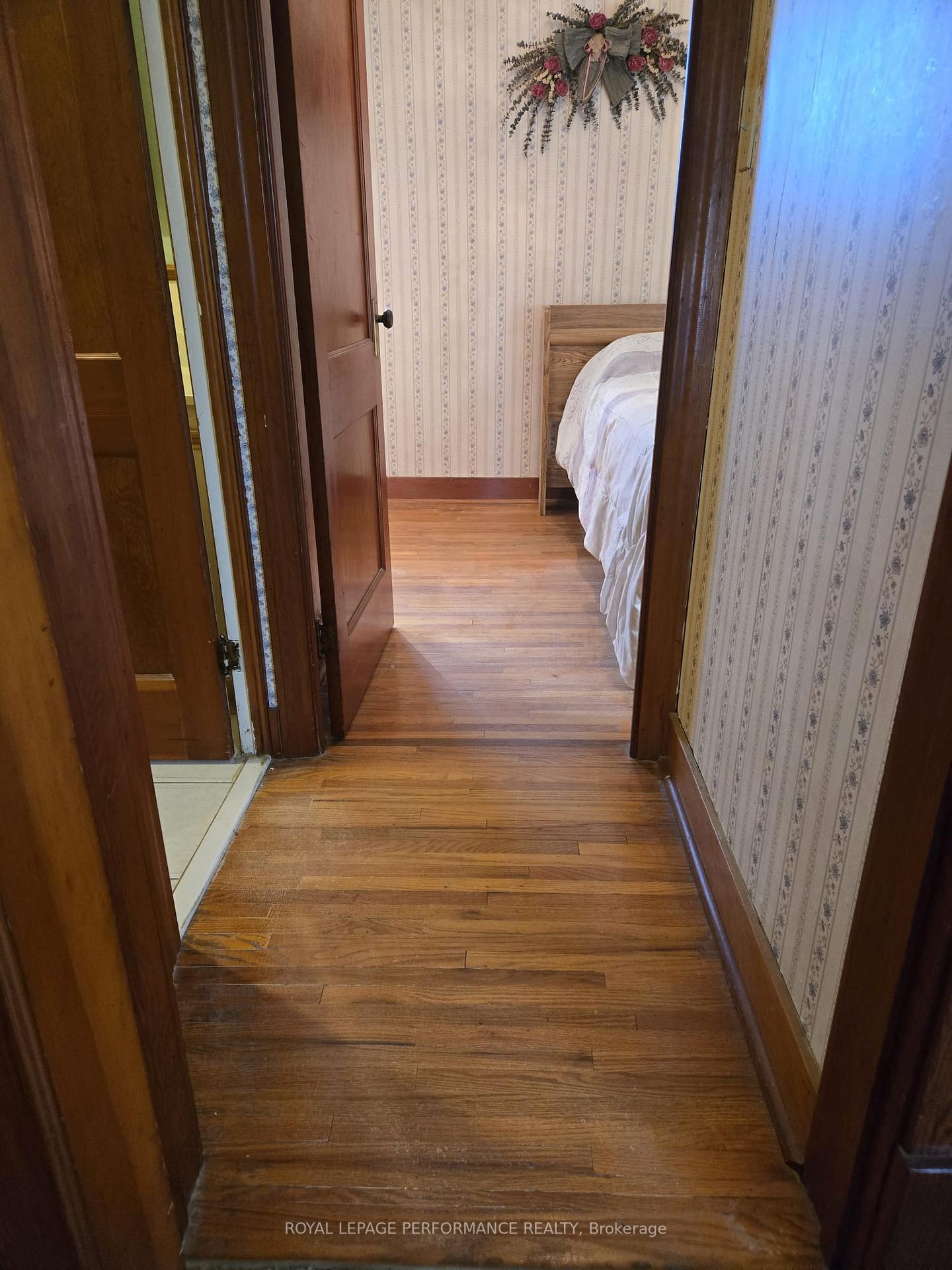 Photo 23 of 436 Fourth Street E, Cornwall, Cornwall — HOMEH