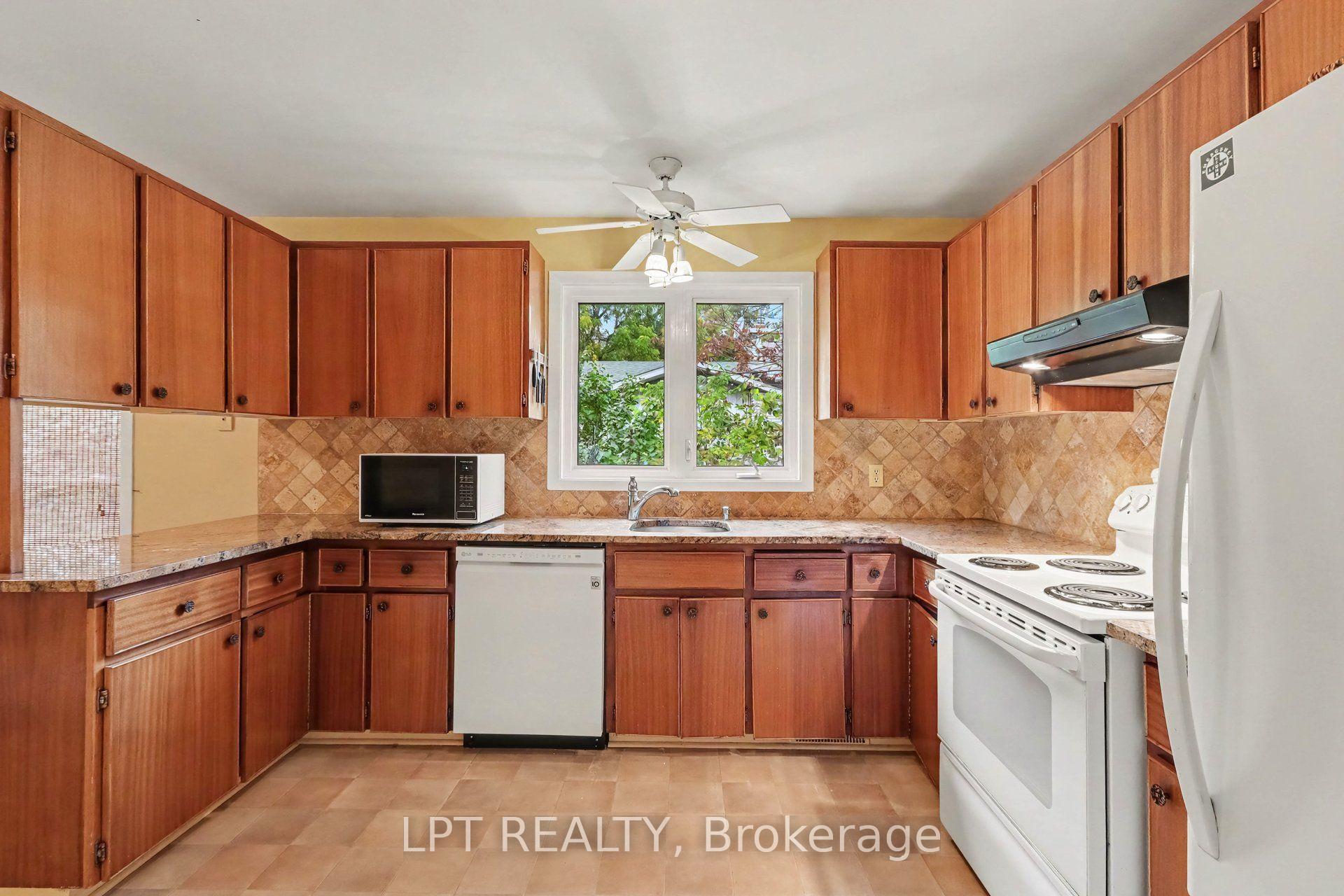 Photo 10 of 5408 West River Drive, Ottawa, Manotick Long Island & Nicholls Island — HOMEH