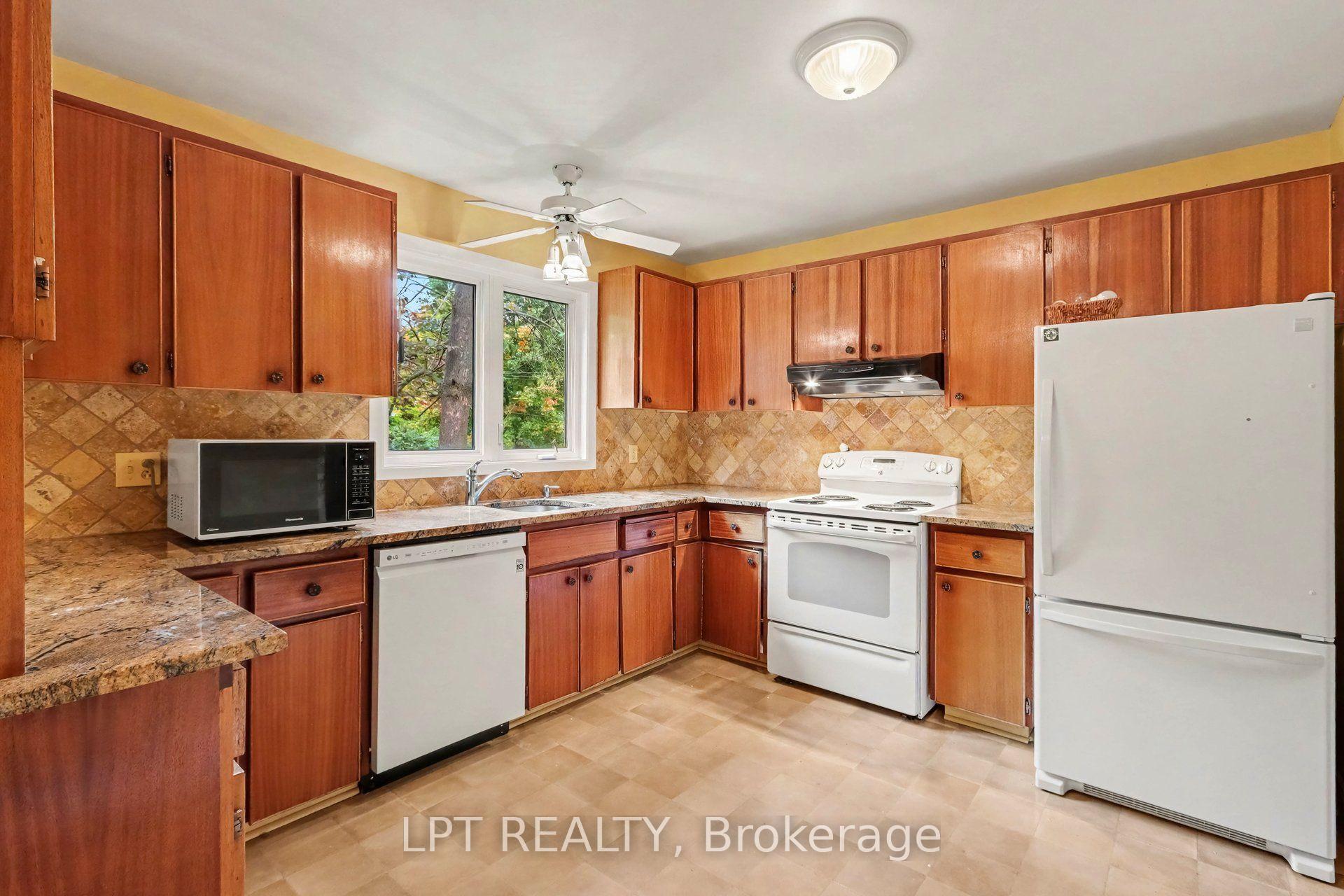 Photo 11 of 5408 West River Drive, Ottawa, Manotick Long Island & Nicholls Island — HOMEH