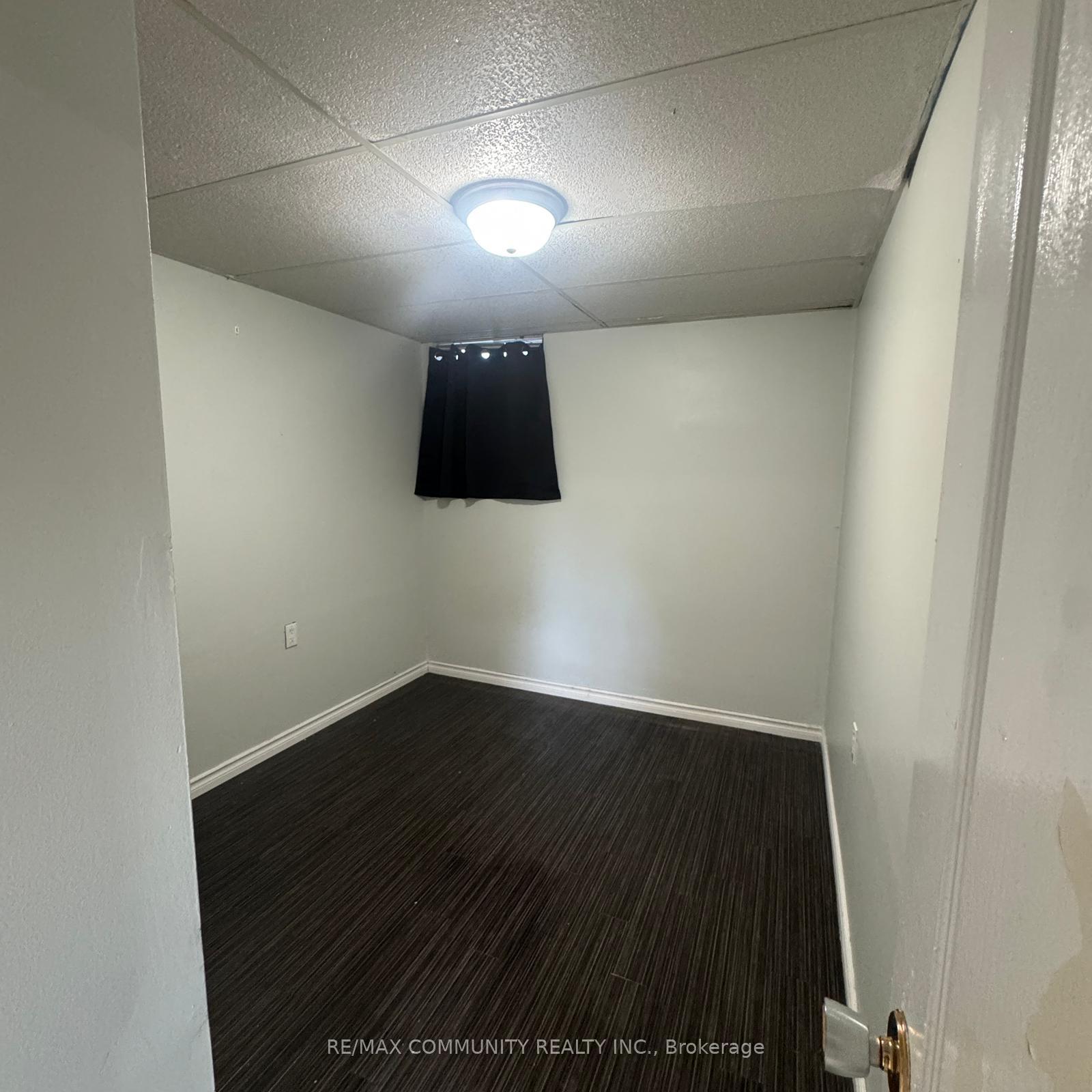 Photo 4 of Unit Basement, 108 Ontario Street, Clarington, Bowmanville — HOMEH