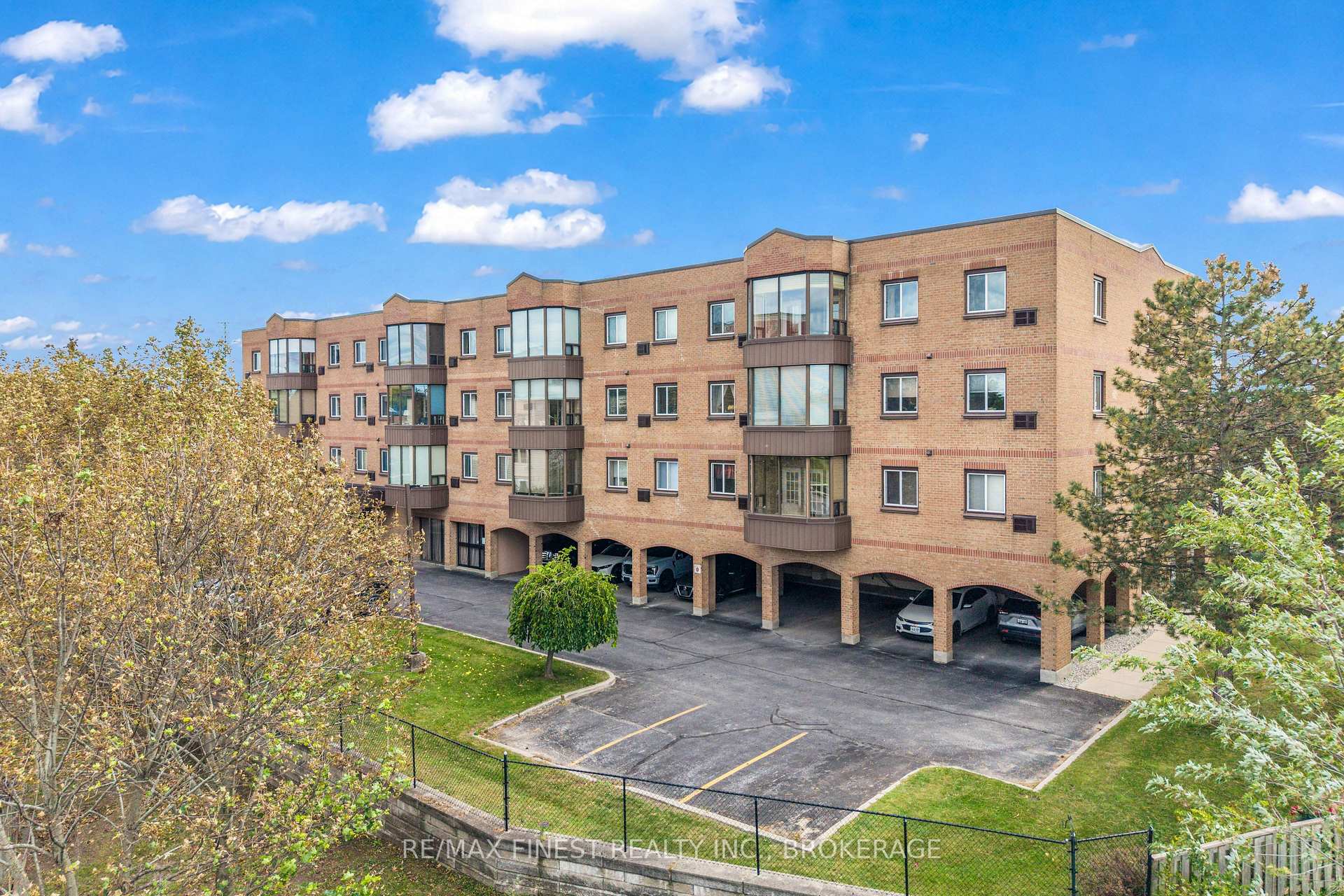 Photo 5 of Unit 307, 649 Davis Drive, Kingston, East Gardiners Rd — HOMEH