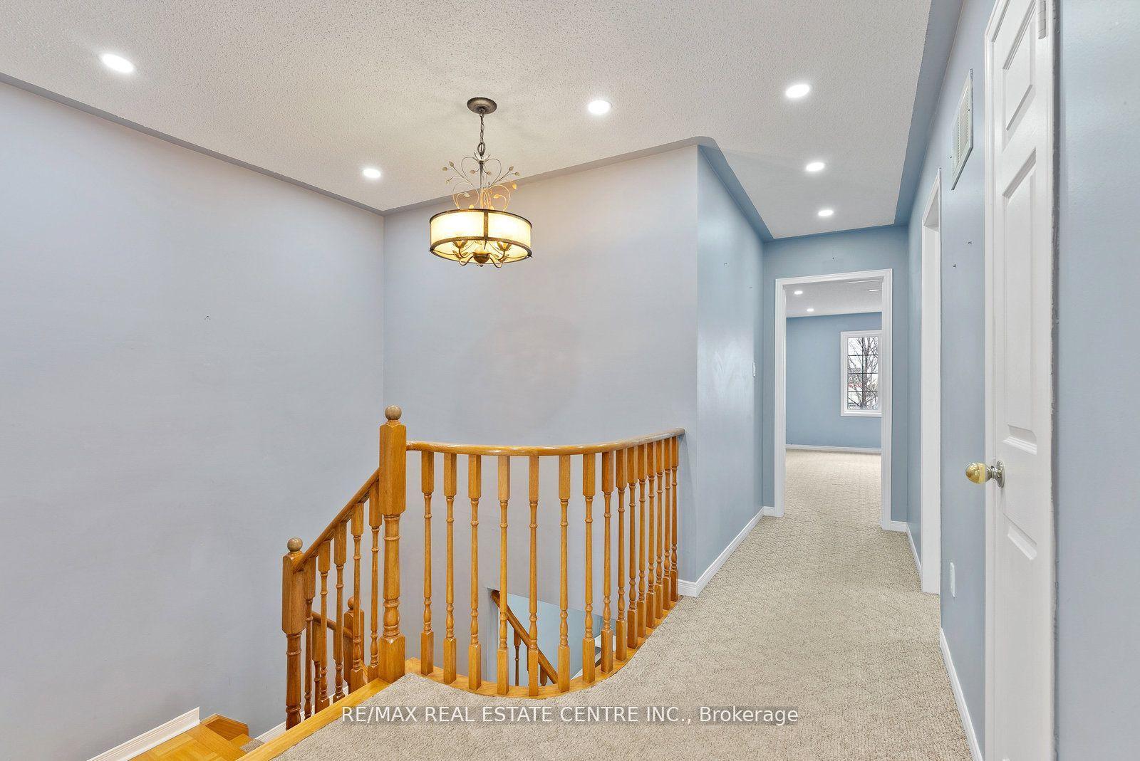Photo 20 of Unit Upper, 5382 Longhouse Crescent, Mississauga, Hurontario — HOMEH