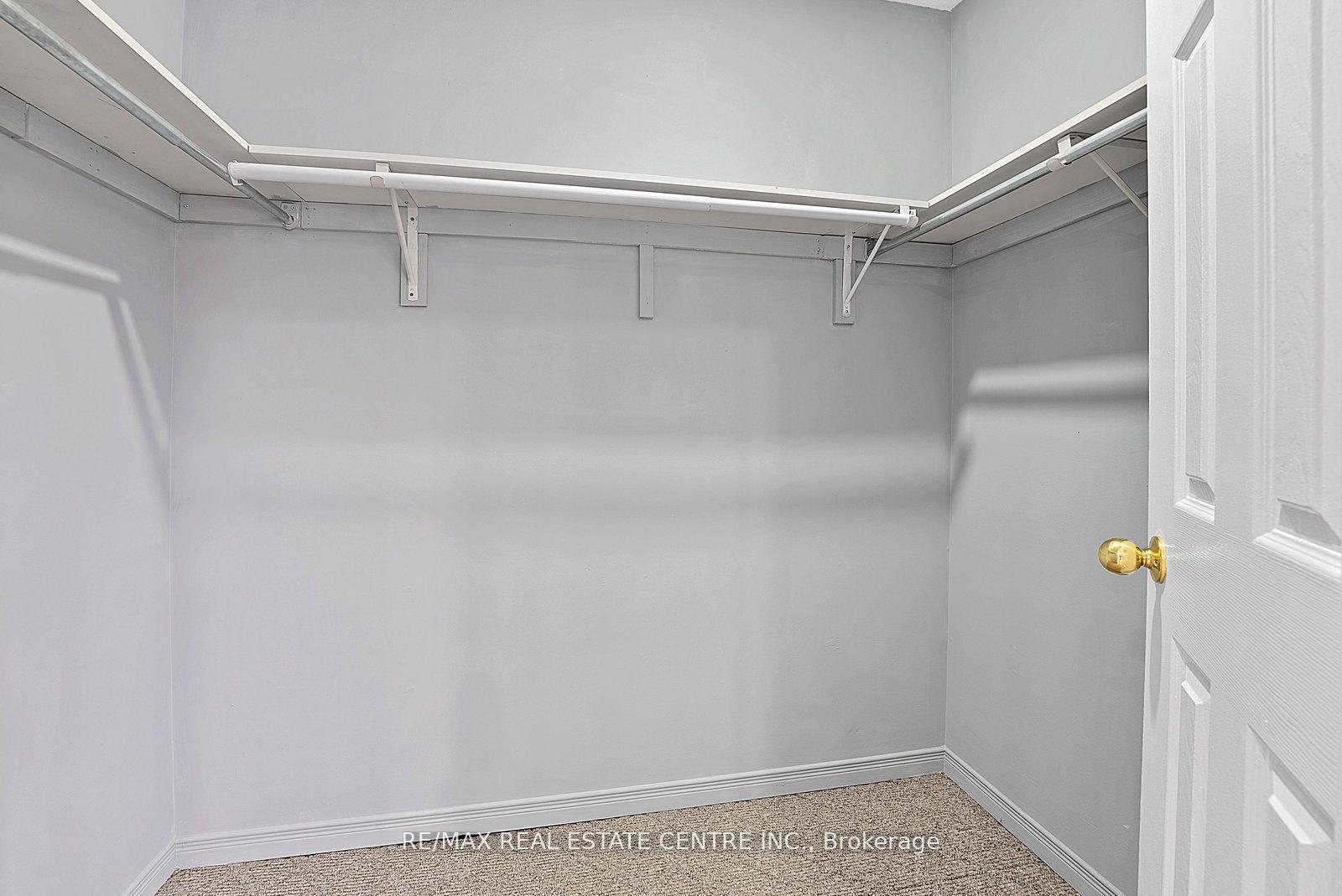 Photo 29 of Unit Upper, 5382 Longhouse Crescent, Mississauga, Hurontario — HOMEH
