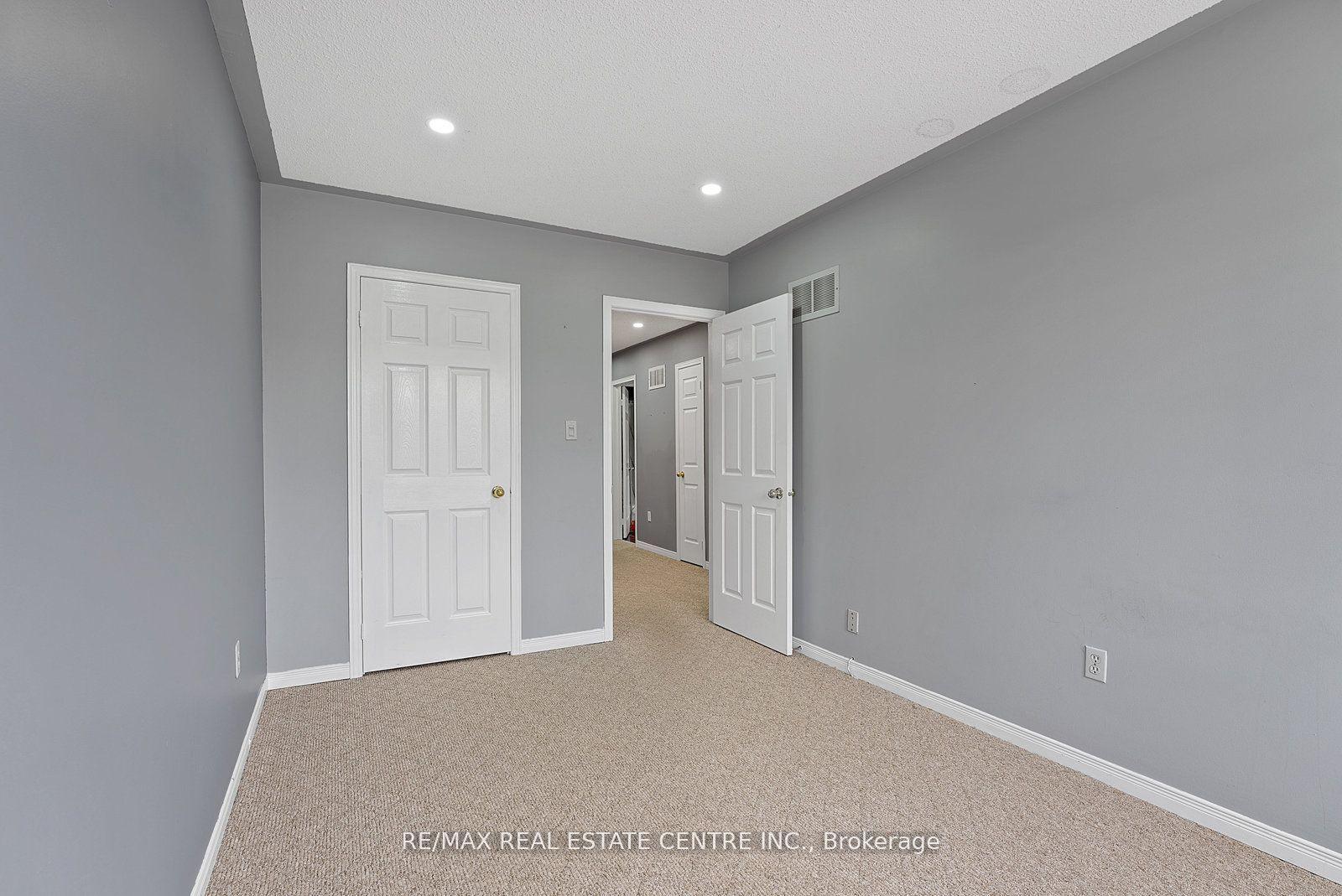 Photo 32 of Unit Upper, 5382 Longhouse Crescent, Mississauga, Hurontario — HOMEH