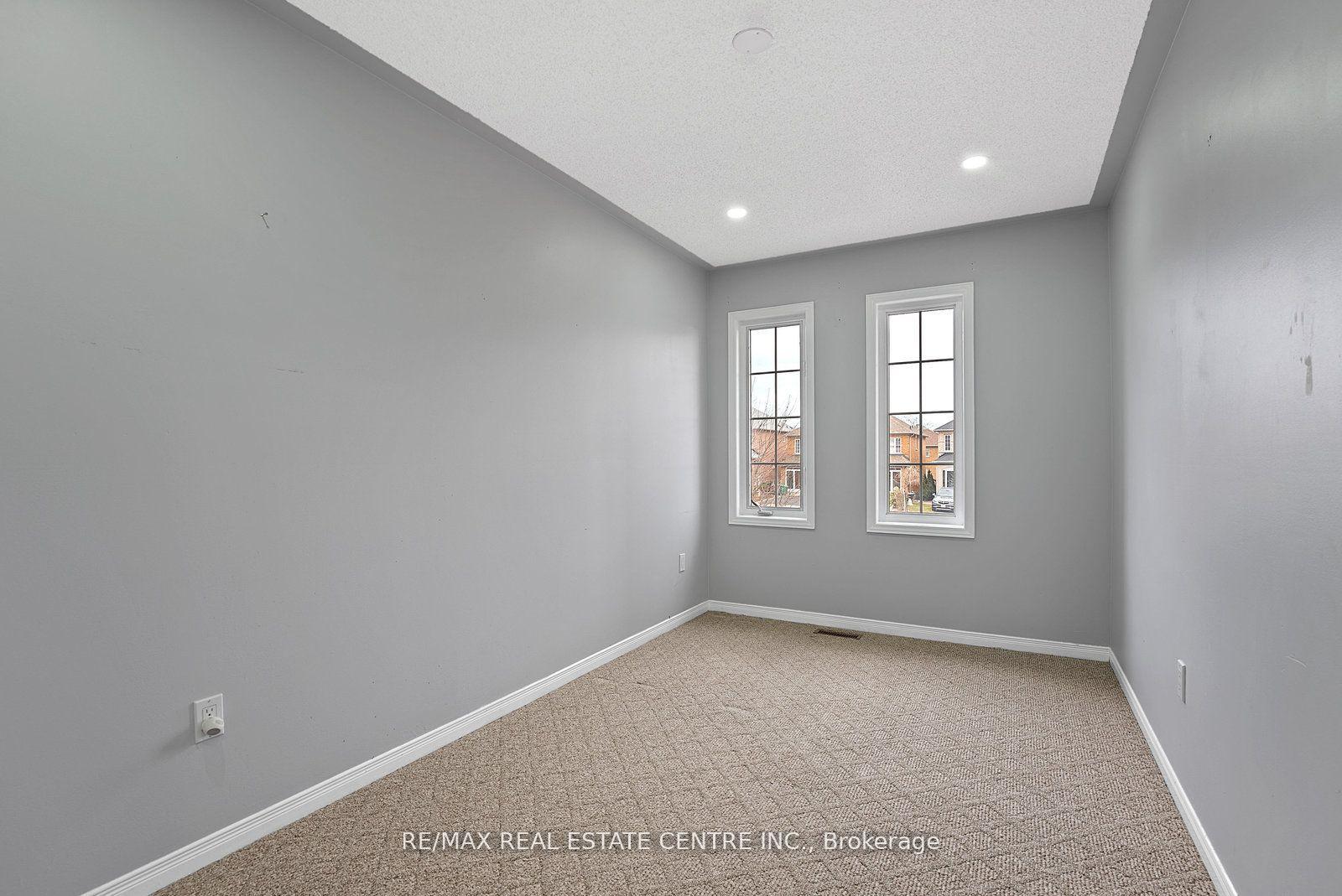 Photo 34 of Unit Upper, 5382 Longhouse Crescent, Mississauga, Hurontario — HOMEH
