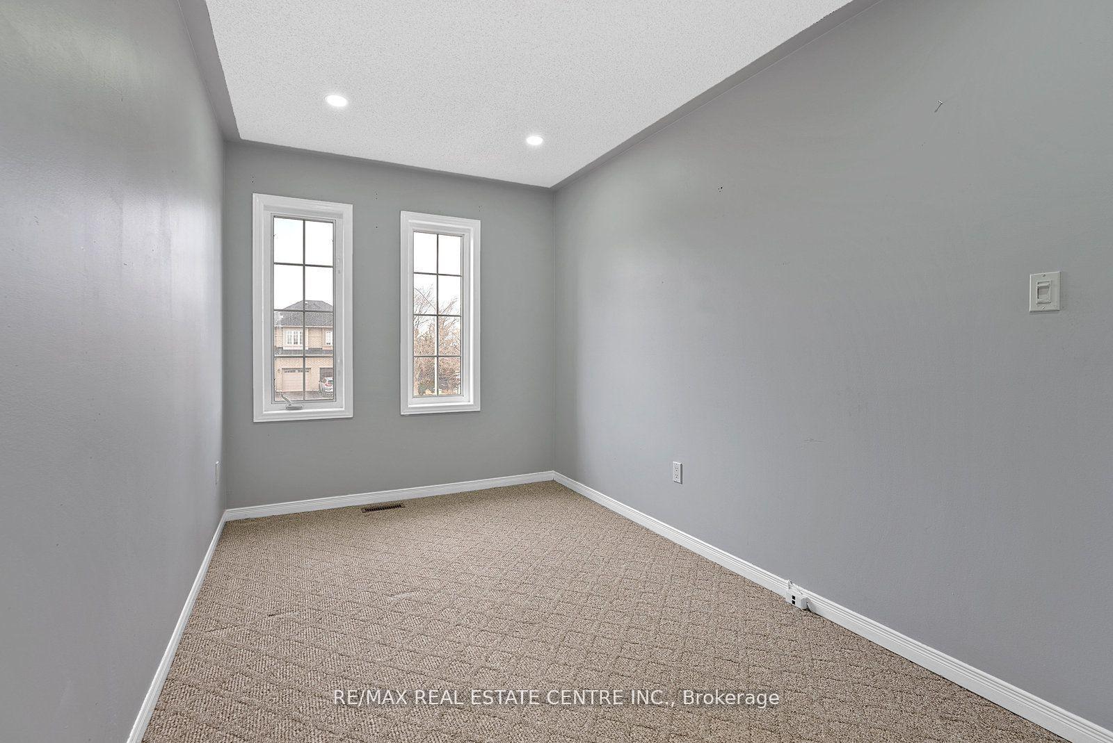 Photo 35 of Unit Upper, 5382 Longhouse Crescent, Mississauga, Hurontario — HOMEH