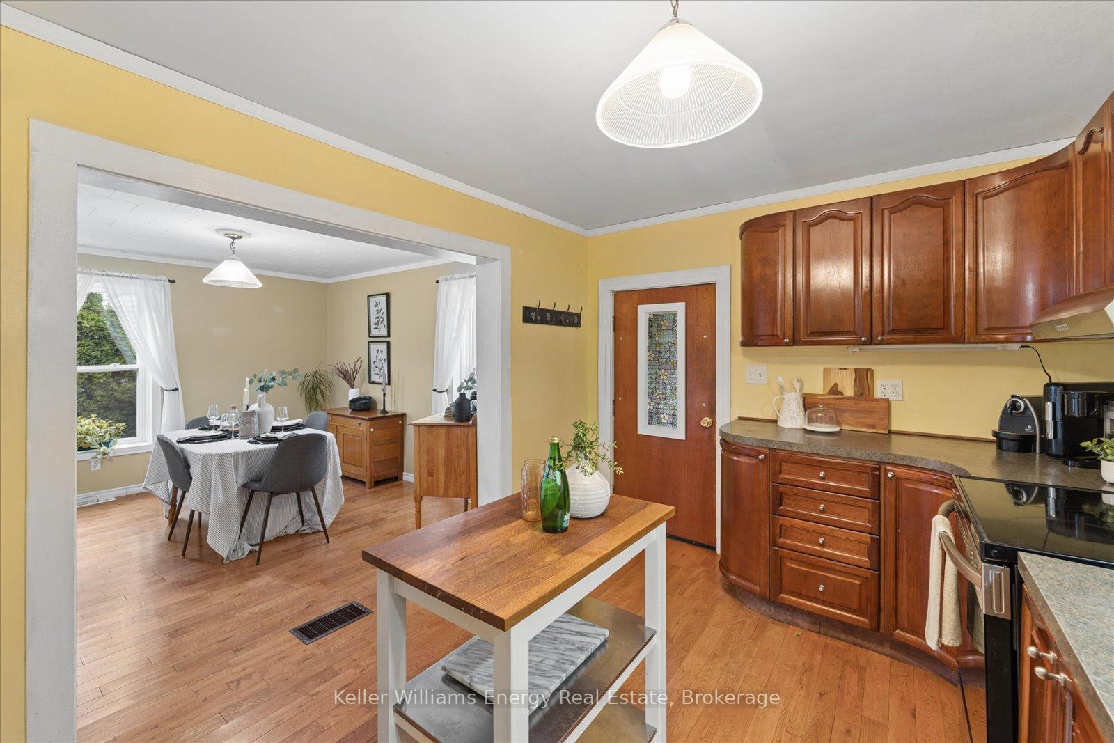 Photo 19 of 325 Ball Street, Cobourg — HOMEH