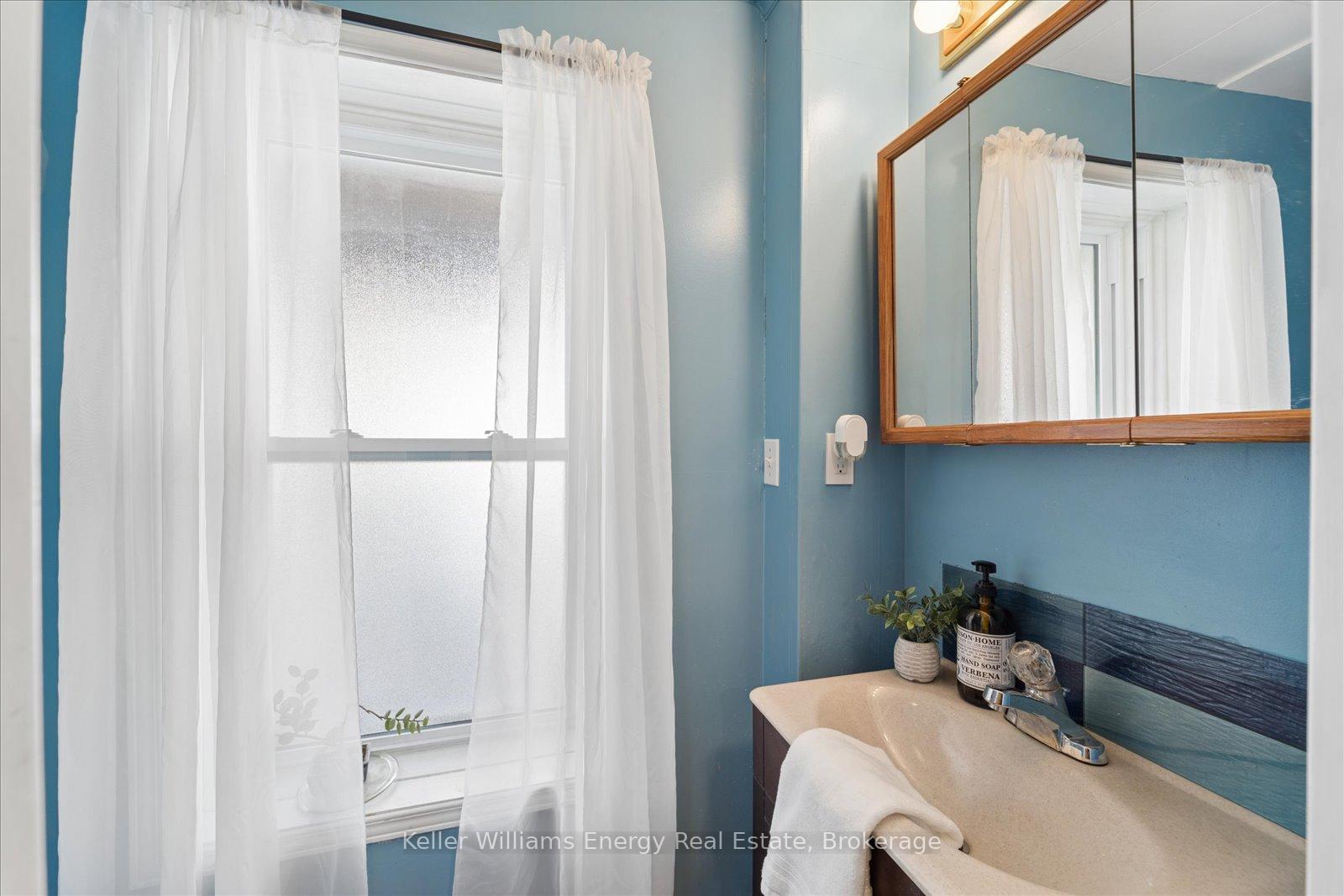 Photo 20 of 325 Ball Street, Cobourg — HOMEH