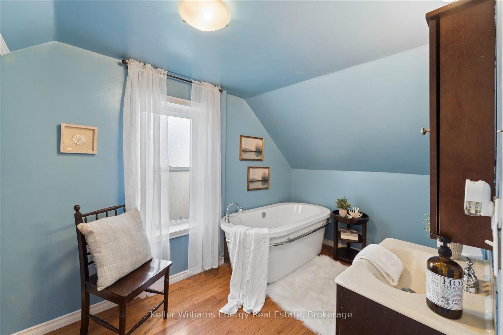Photo 27 of 325 Ball Street, Cobourg — HOMEH