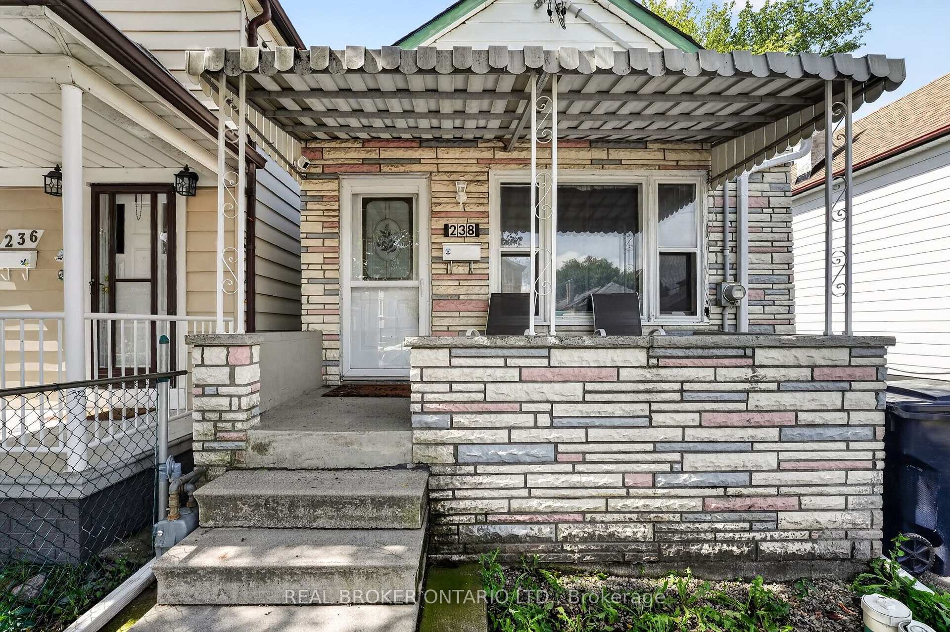 Photo 8 of 238 Chambers Avenue, Toronto, Keelesdale-Eglinton West — HOMEH