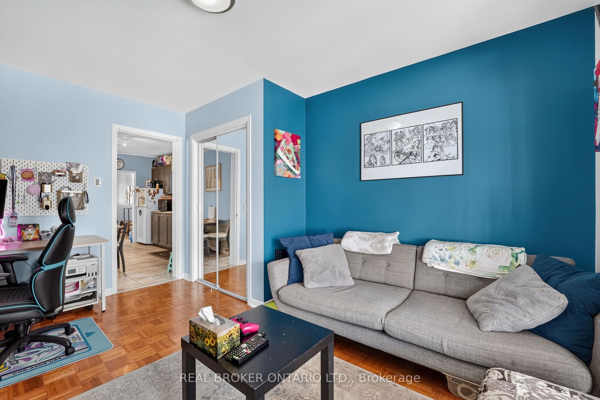 Photo 26 of 238 Chambers Avenue, Toronto, Keelesdale-Eglinton West — HOMEH