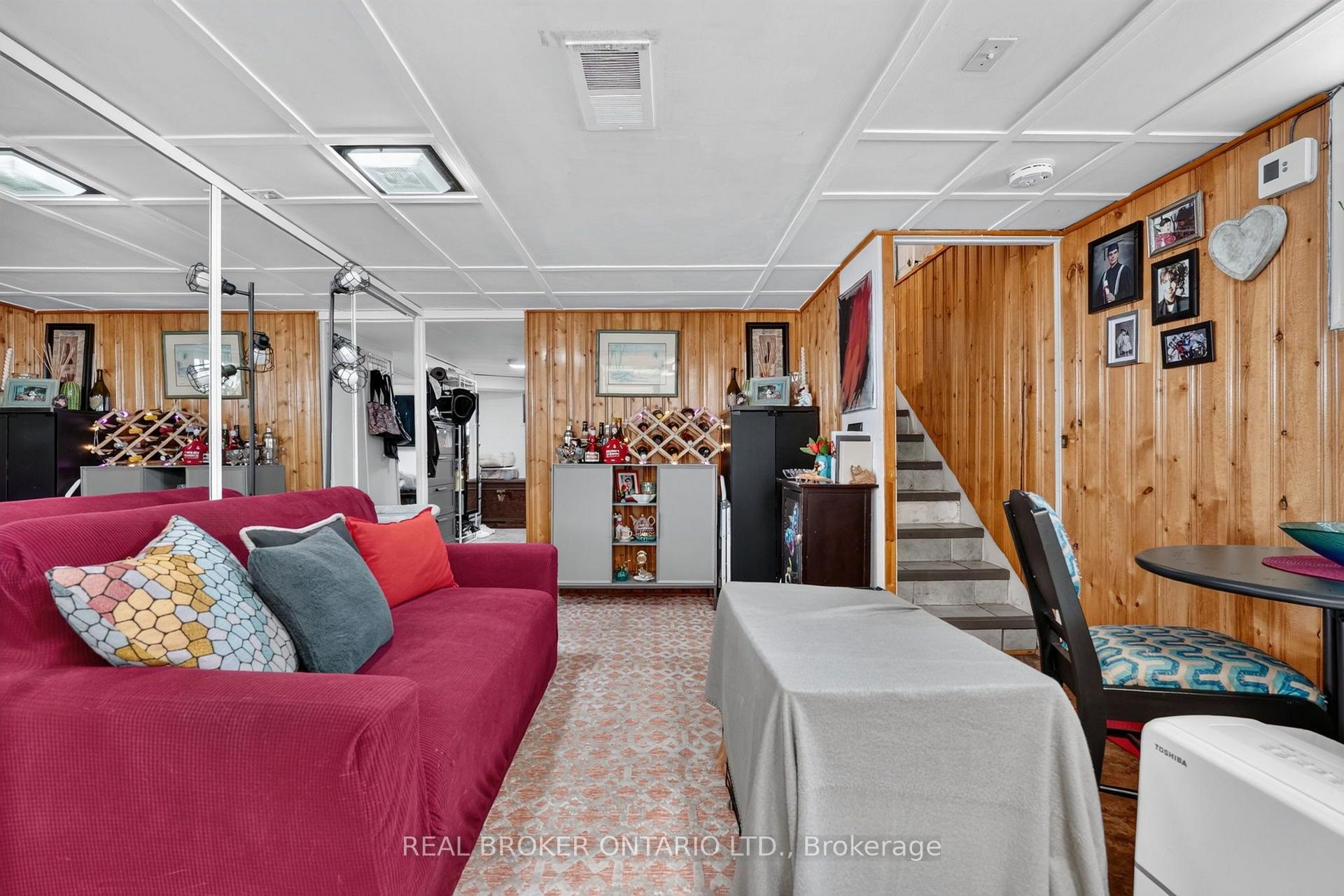 Photo 30 of 238 Chambers Avenue, Toronto, Keelesdale-Eglinton West — HOMEH