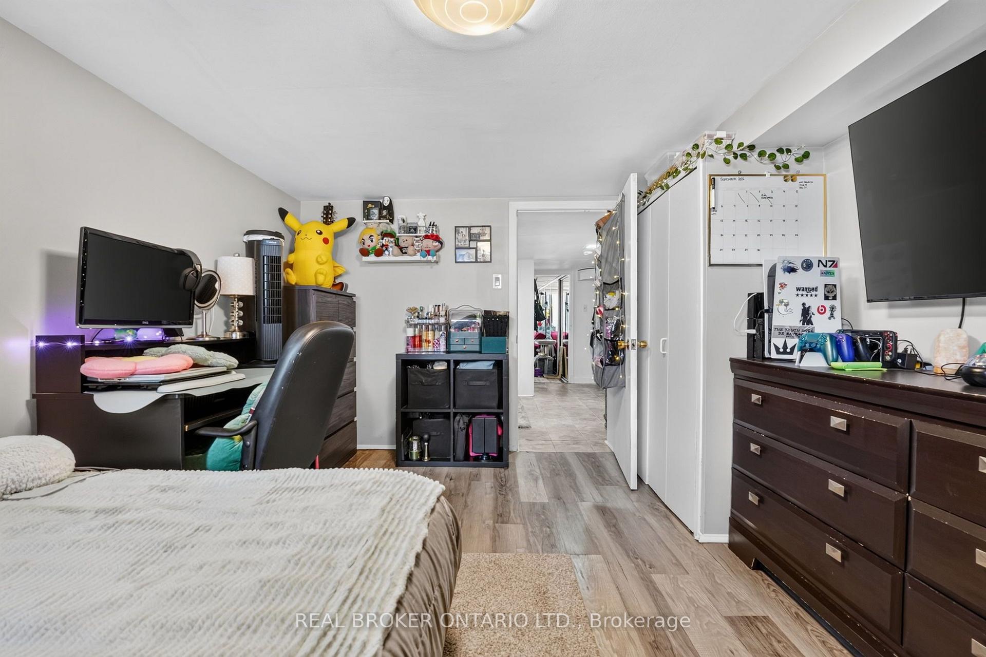 Photo 44 of 238 Chambers Avenue, Toronto, Keelesdale-Eglinton West — HOMEH