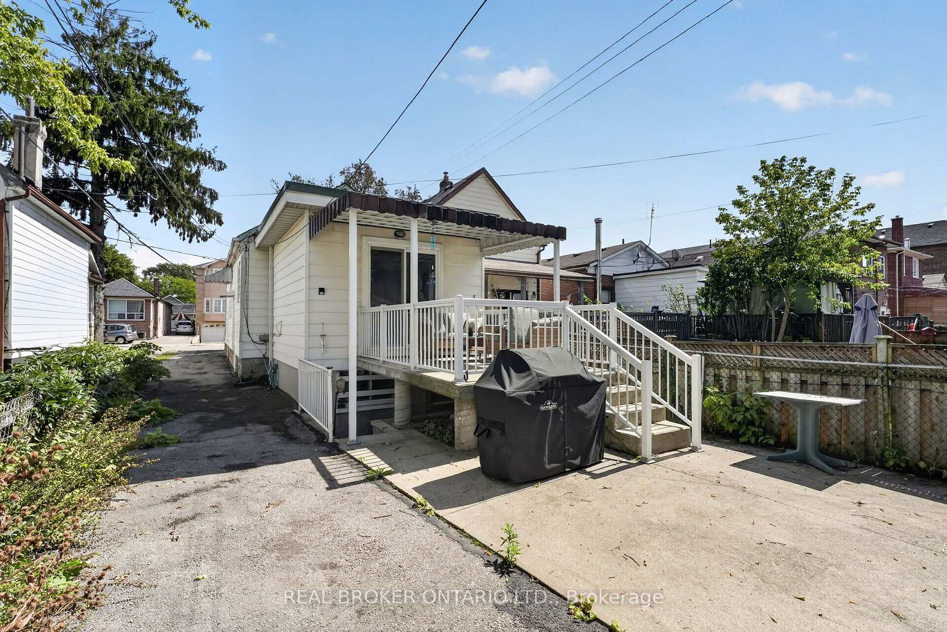 Photo 48 of 238 Chambers Avenue, Toronto, Keelesdale-Eglinton West — HOMEH