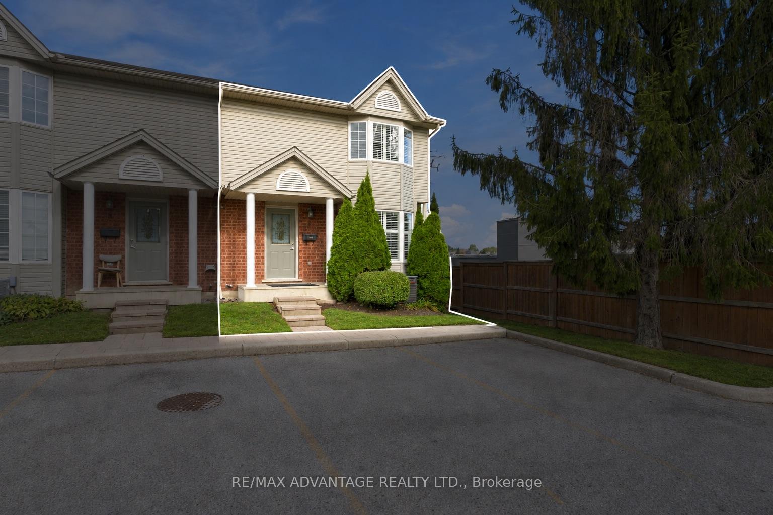 Photo of Unit 7, 122 Sherwood Forest Square