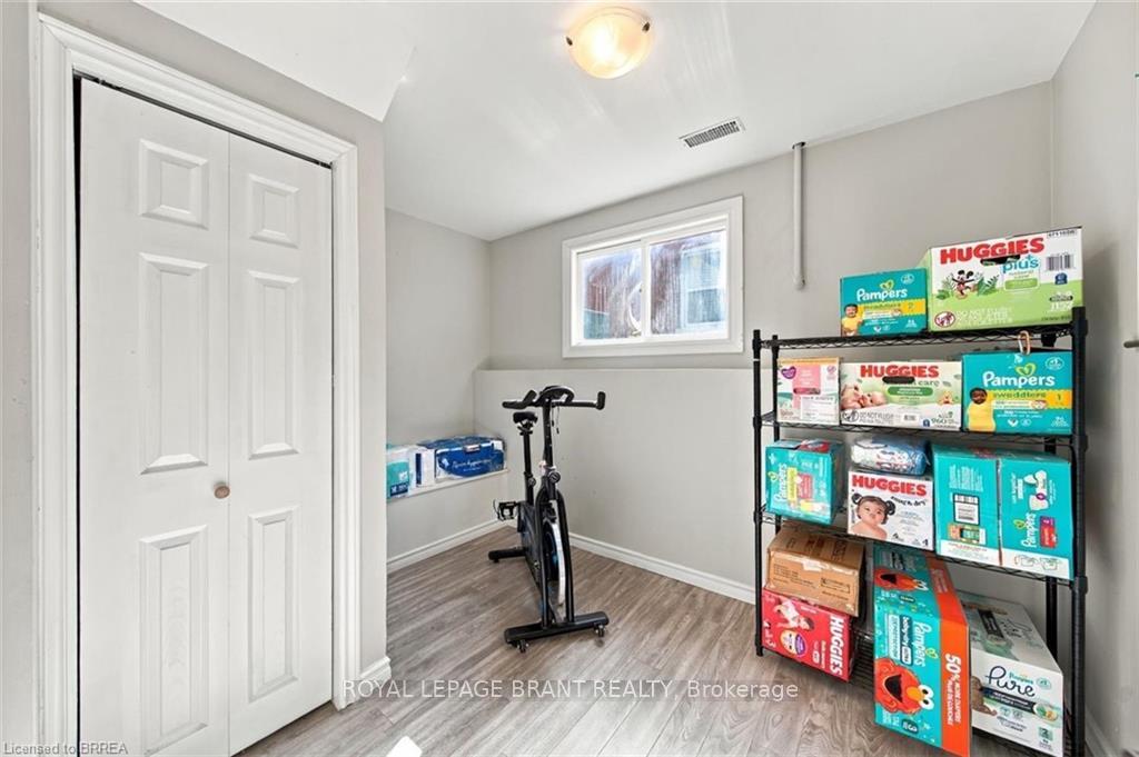 Photo 15 of 41 Gordon Street, Brantford, Eagle Place East — HOMEH