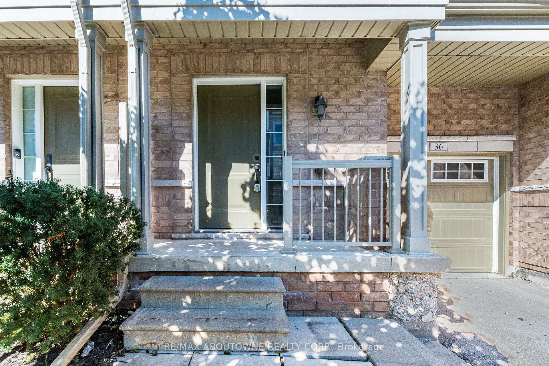 Photo 6 of Unit 36, 165 Hampshire Way, Milton, Dempsey — HOMEH