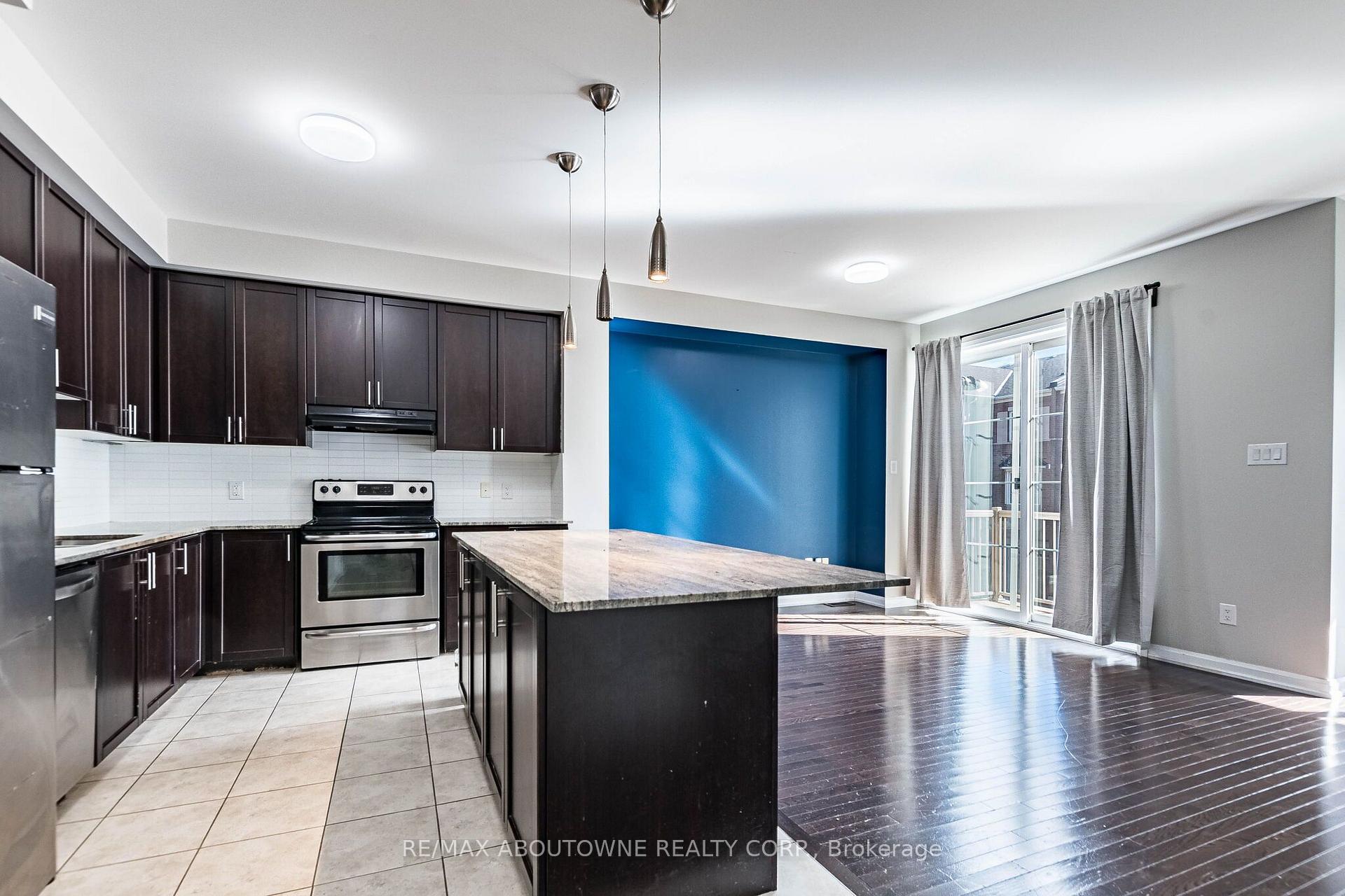 Photo 10 of Unit 36, 165 Hampshire Way, Milton, Dempsey — HOMEH