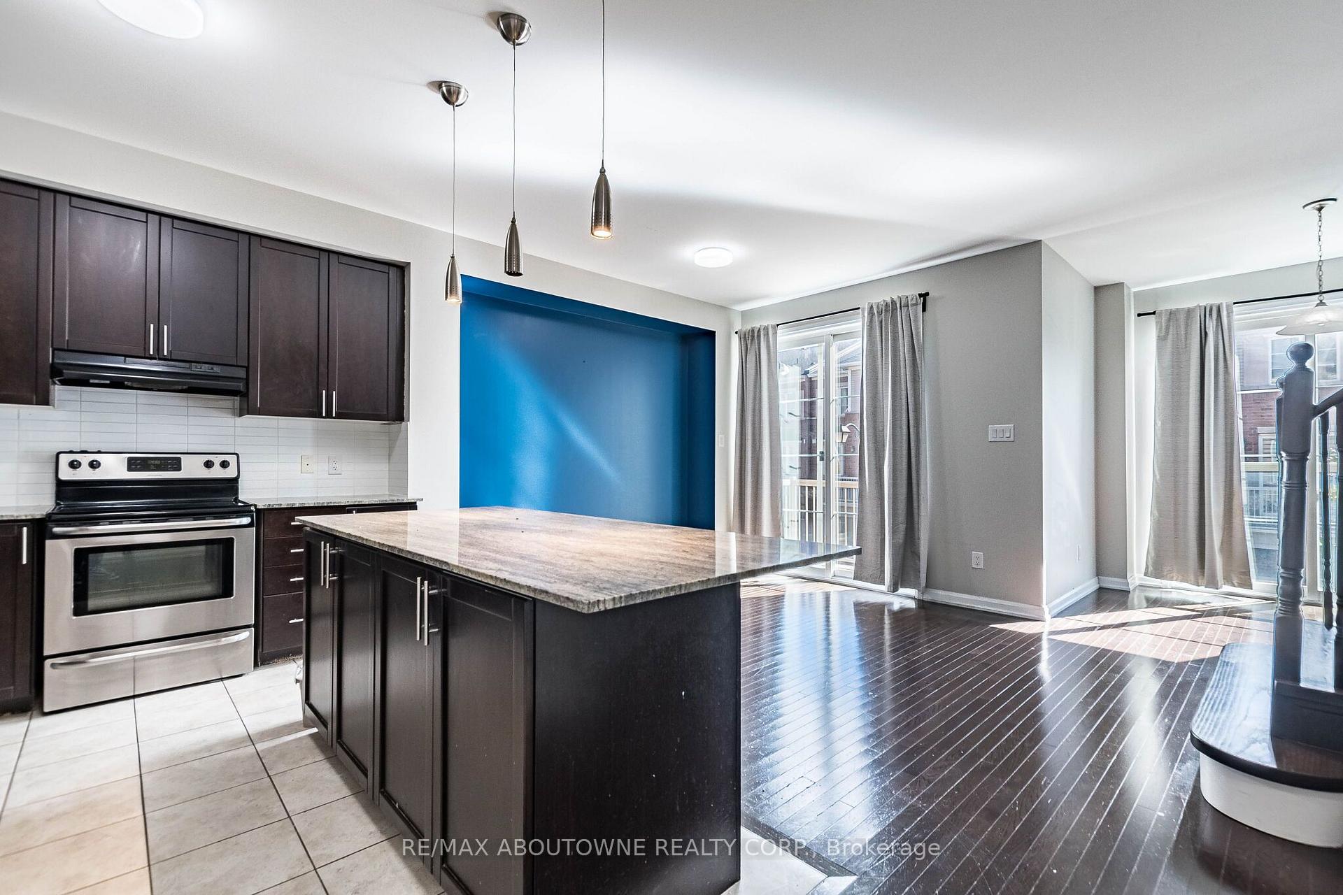 Photo 11 of Unit 36, 165 Hampshire Way, Milton, Dempsey — HOMEH
