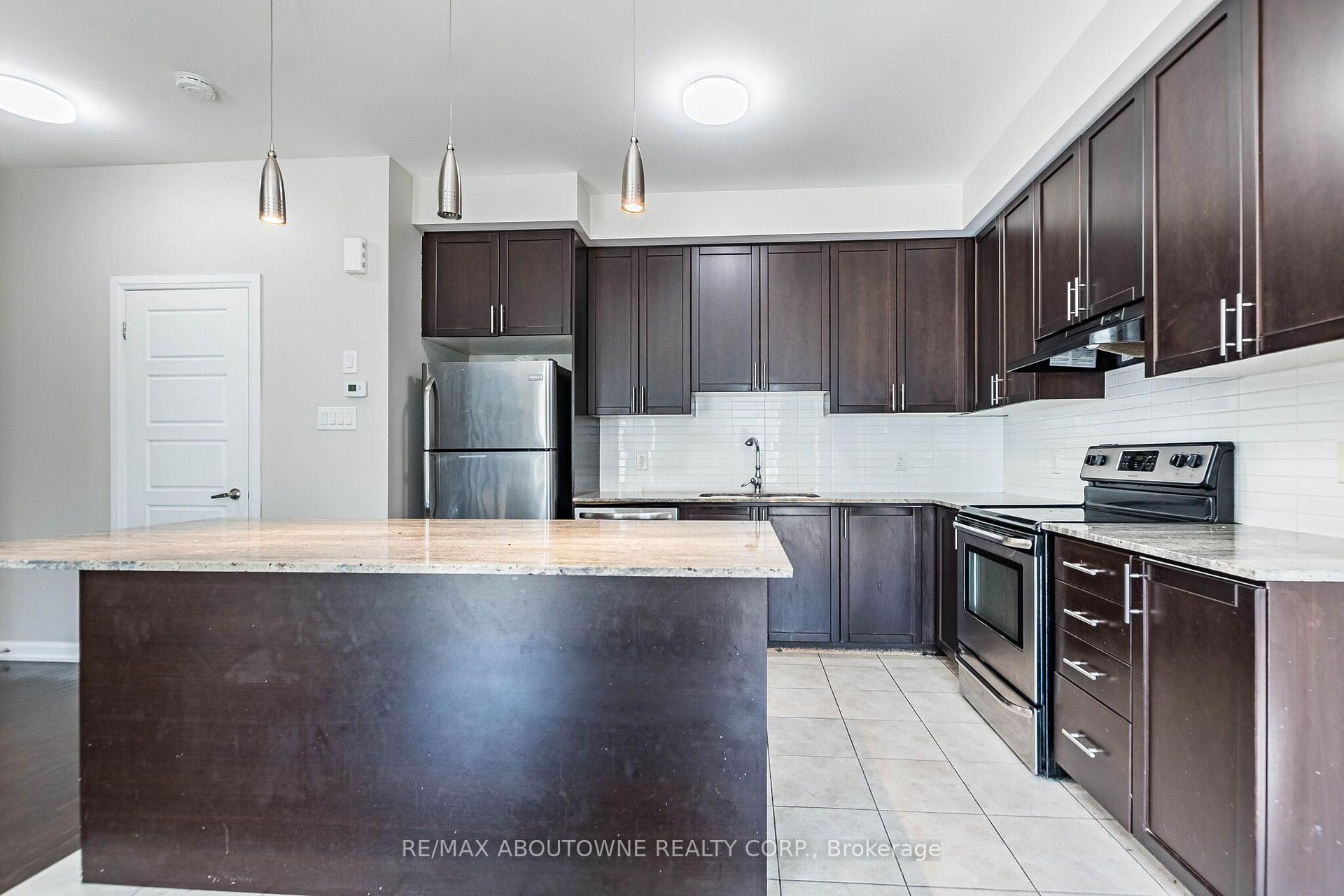 Photo 16 of Unit 36, 165 Hampshire Way, Milton, Dempsey — HOMEH