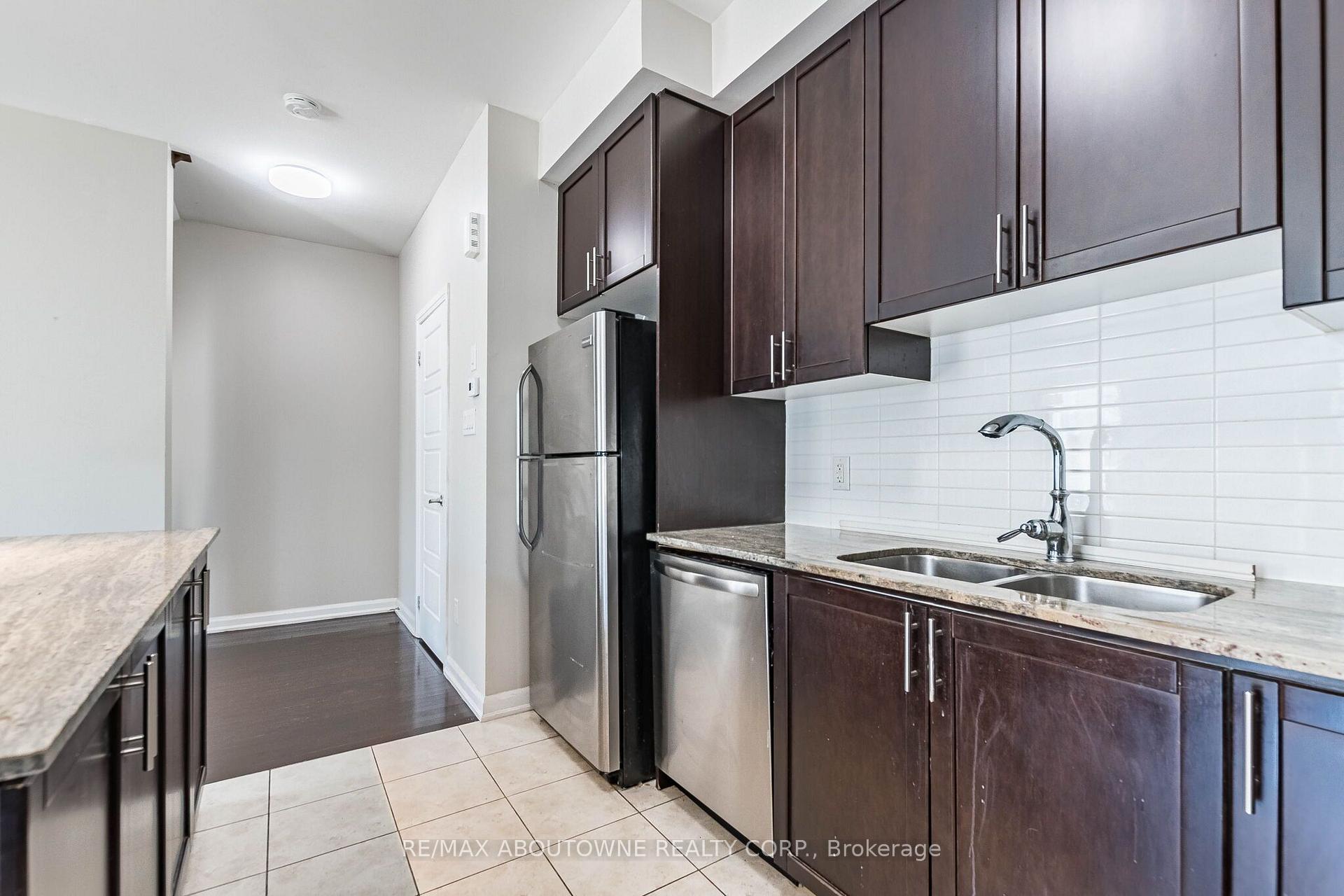 Photo 17 of Unit 36, 165 Hampshire Way, Milton, Dempsey — HOMEH